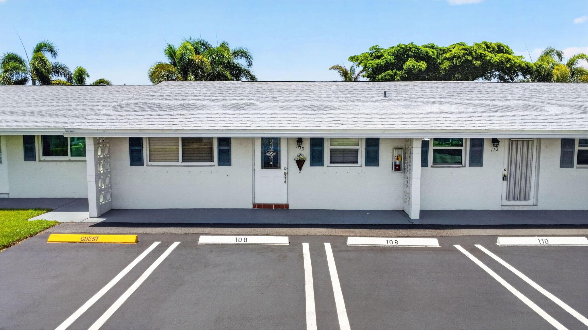 701 SW LAKE Court 109, Boynton Beach, FL 33426, Boynton Beach
