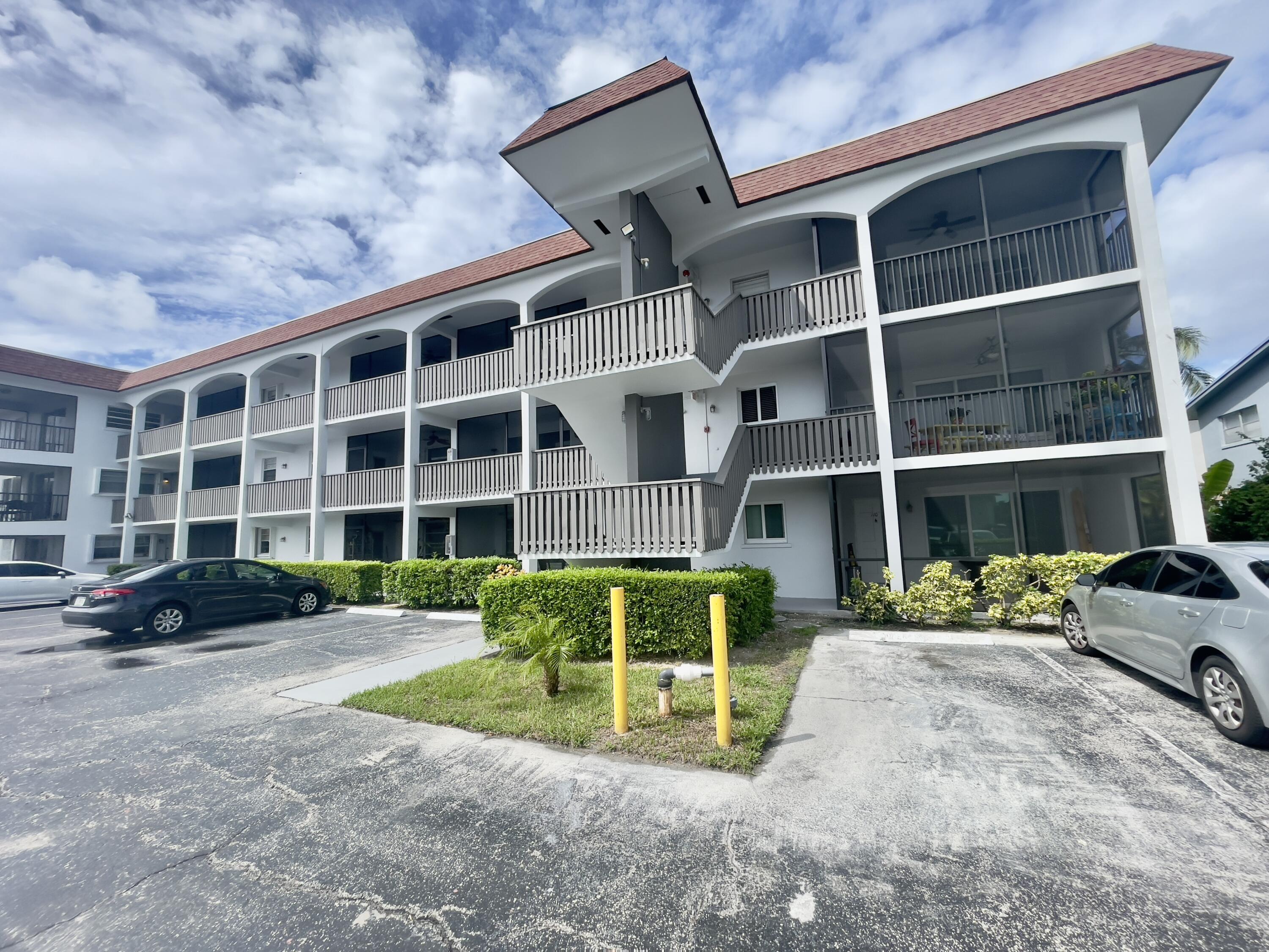 651 Pine Drive 207, Pompano Beach, FL 33060, Pompano Beach - Photo 2