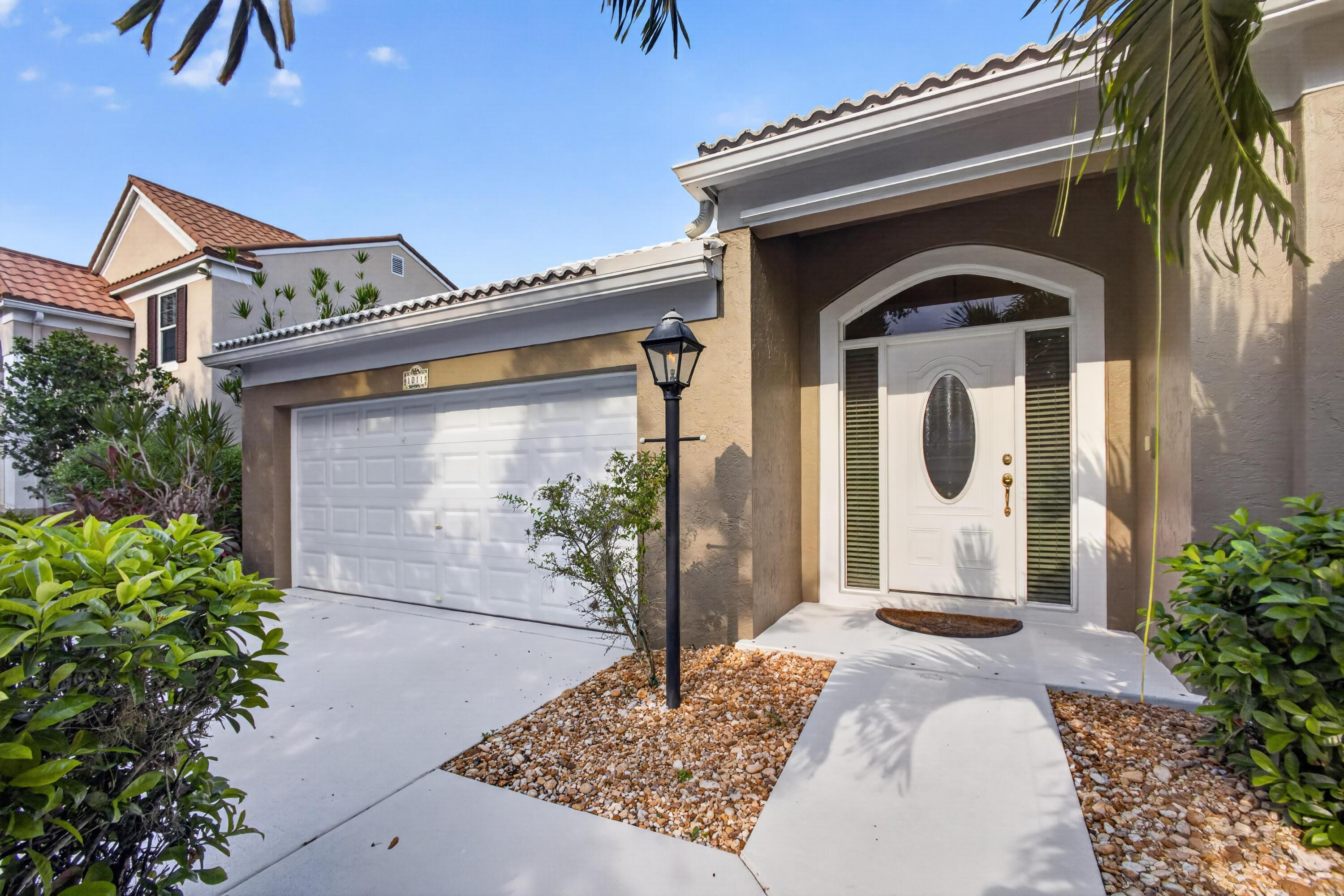 1011 WOODFIELD Circle, Palm Beach Gardens, FL 33418, Palm Beach Gardens - Photo 5