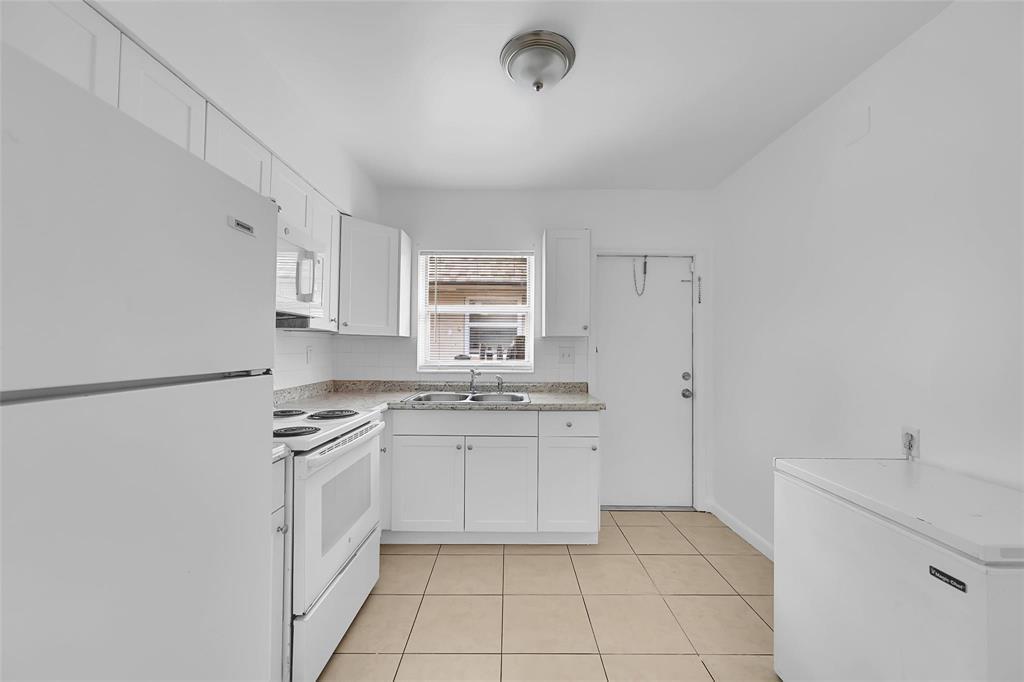 1218 NW 6TH Avenue, Fort Lauderdale, FL 33311, Fort Lauderdale - Photo 2