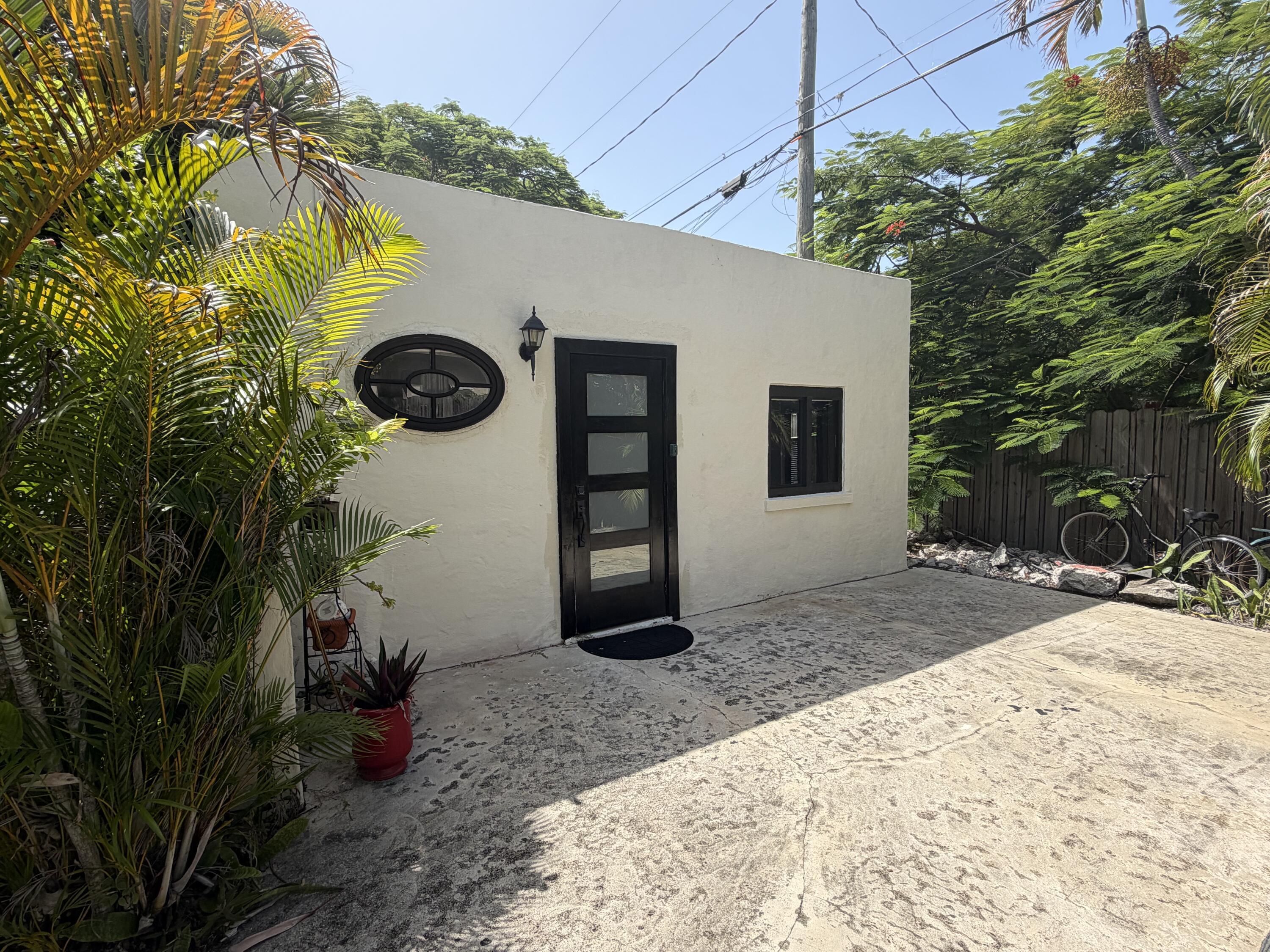 927 Paseo Andorra Cottage, West Palm Beach, FL 33405, West Palm Beach