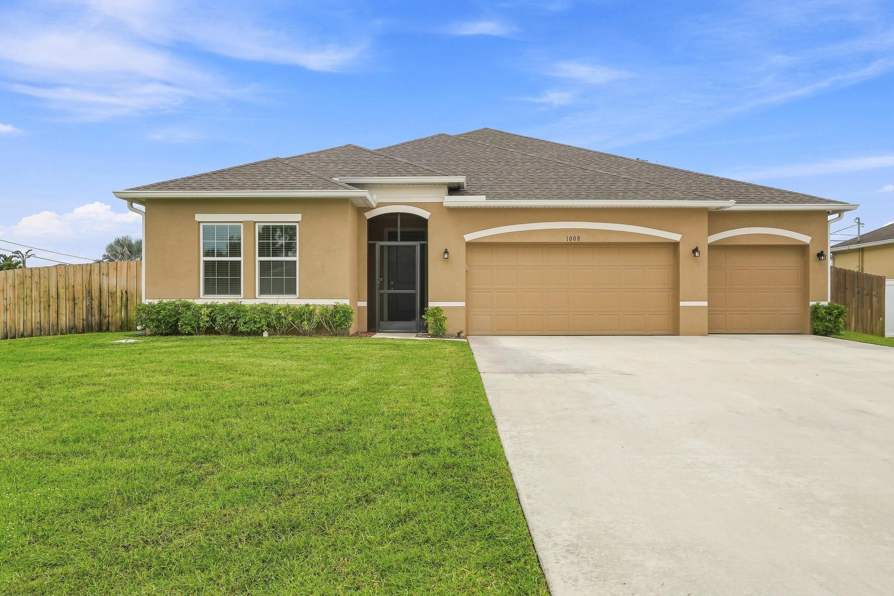 1008 SW Ingrassina Avenue SW, Port St. Lucie, FL 34953, Port St. Lucie - Photo 2