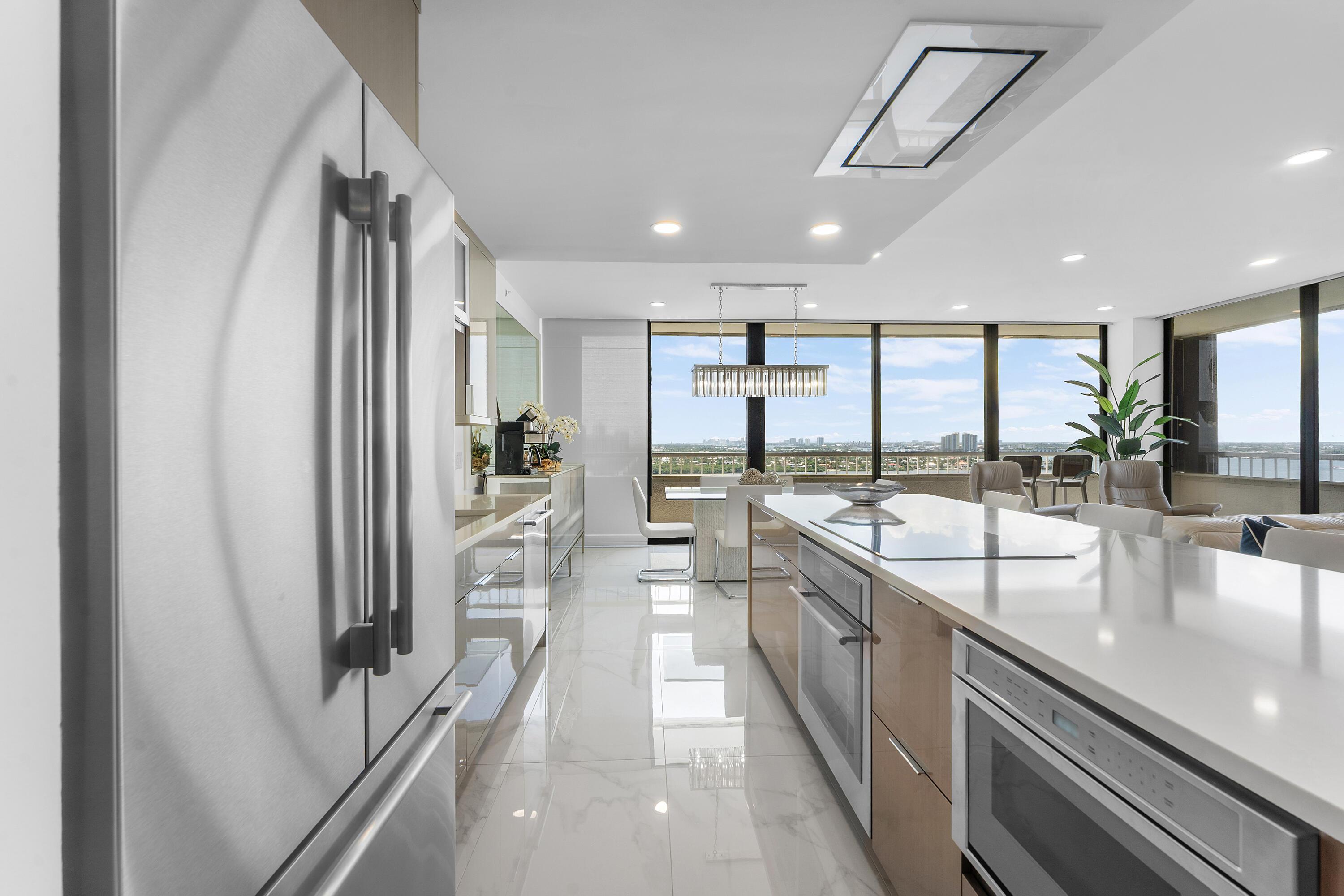 5280 N OCEAN Drive 16E, Singer Island, FL 33404, Singer Island - Photo 4