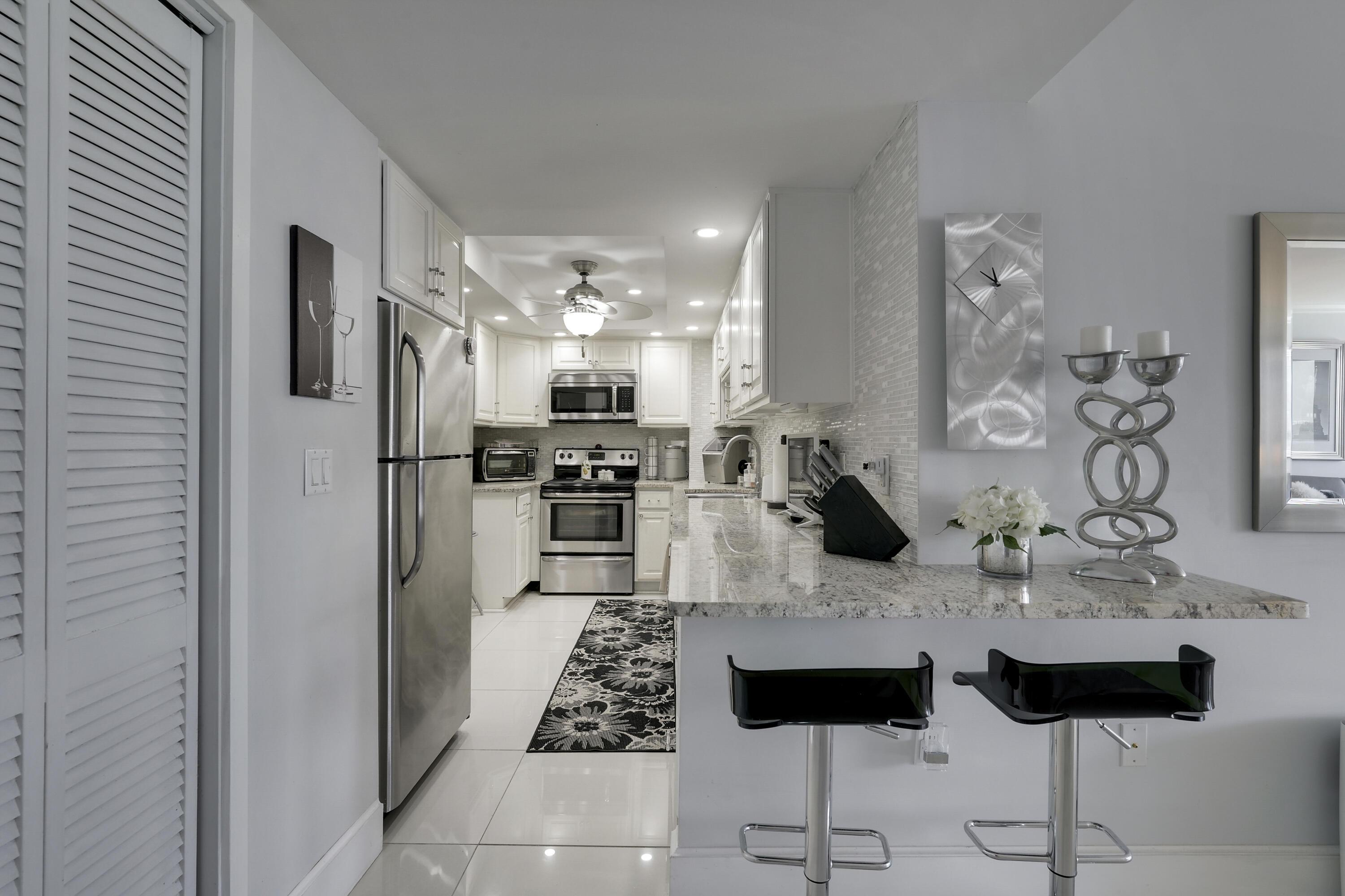 3450 S Ocean Boulevard 424, Palm Beach, FL 33480, Palm Beach - Photo 4