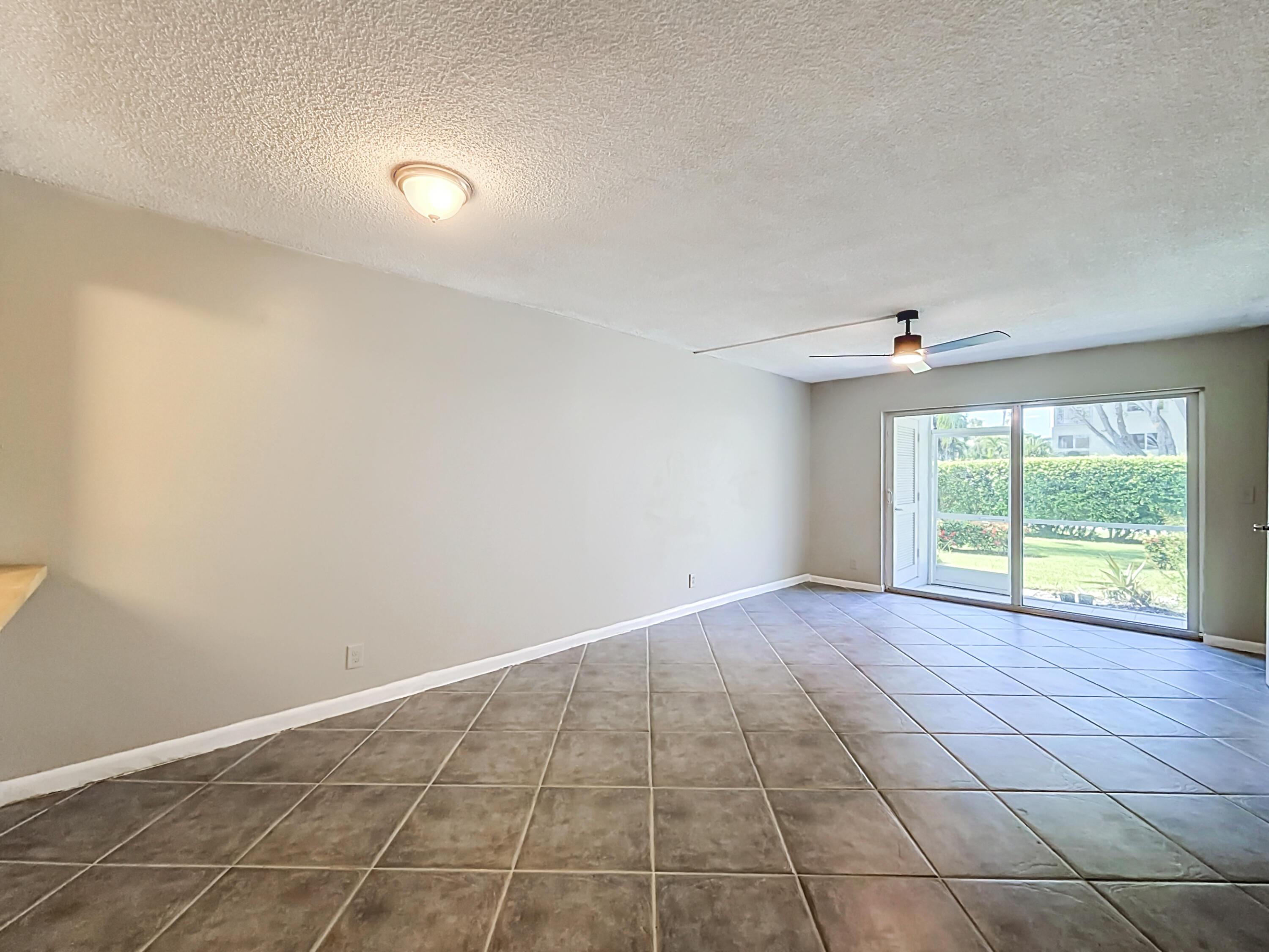 207 TROPIC ISLE Drive 1130, Delray Beach, FL 33483, Delray Beach - Photo 5