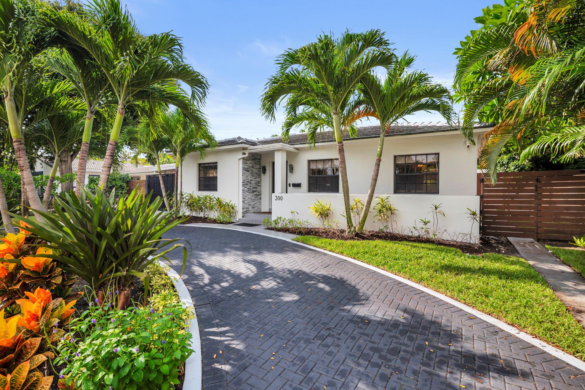 300 35th Street, West Palm Beach, FL 33407, West Palm Beach - Photo 2