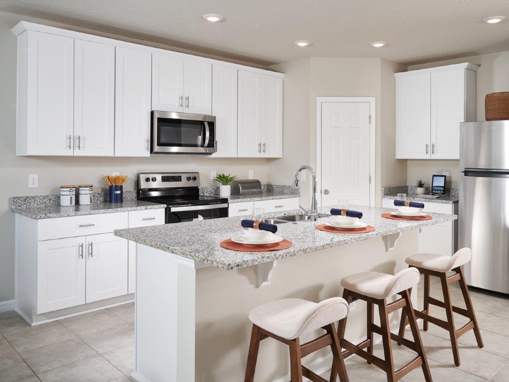 5493 HAMPTON PARK Circle, Vero Beach, FL 32966, Vero Beach - Photo 4
