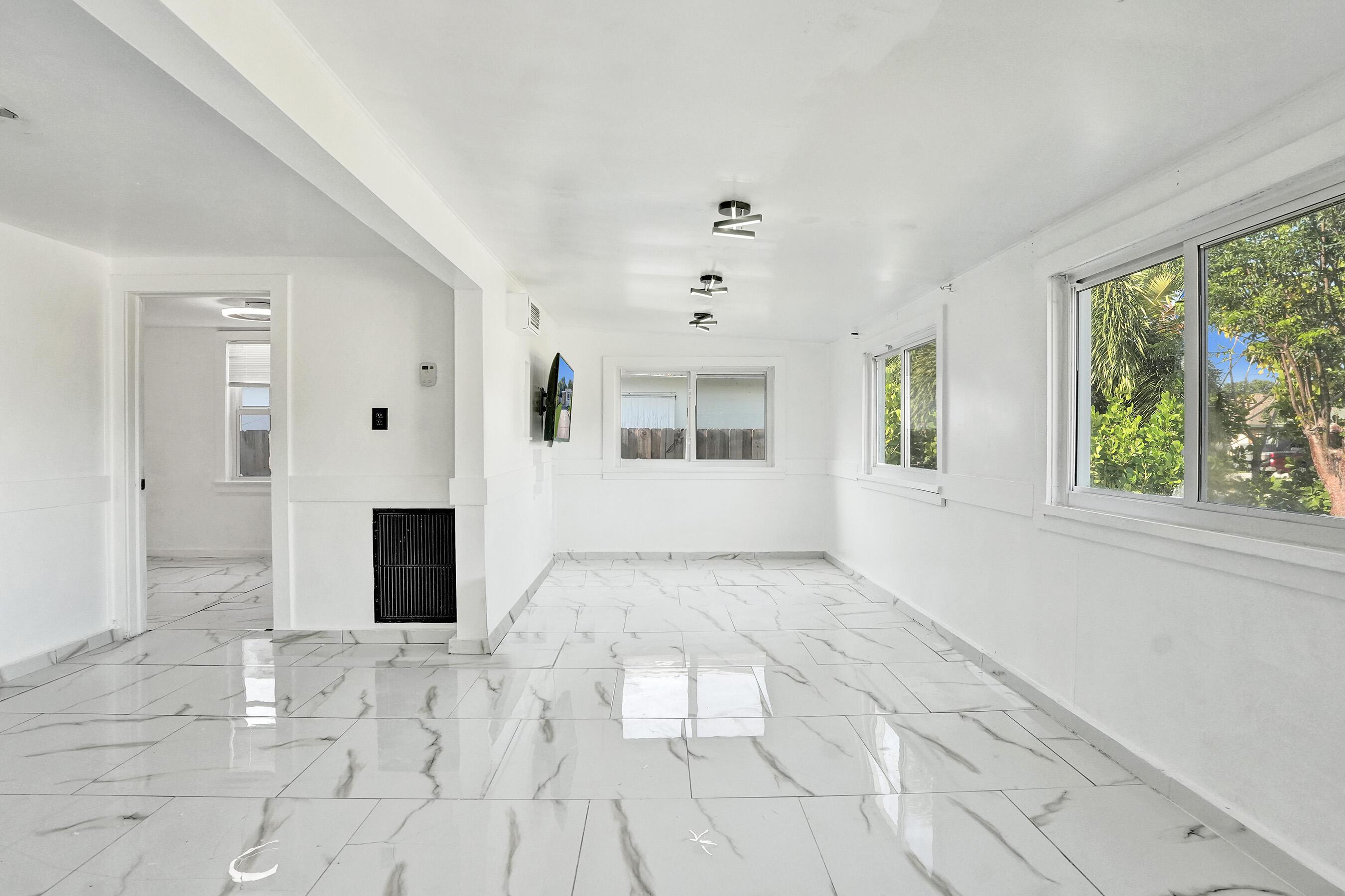 7936 TERRACE Road, Lake Worth, FL 33462, Lake Worth - Photo 2
