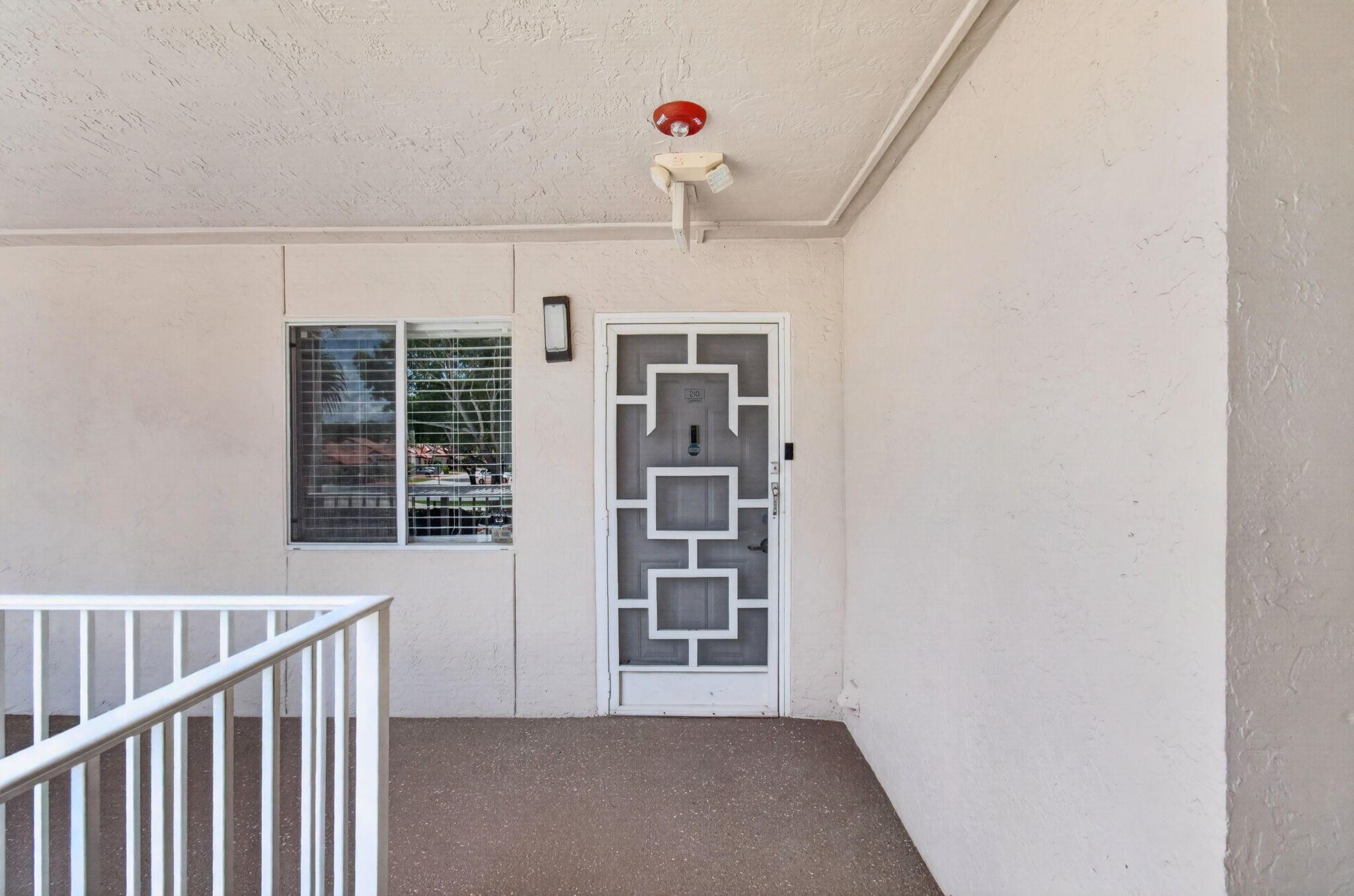 14112 Huntington Pointe Drive 210, Delray Beach, FL 33484, Delray Beach - Photo 4
