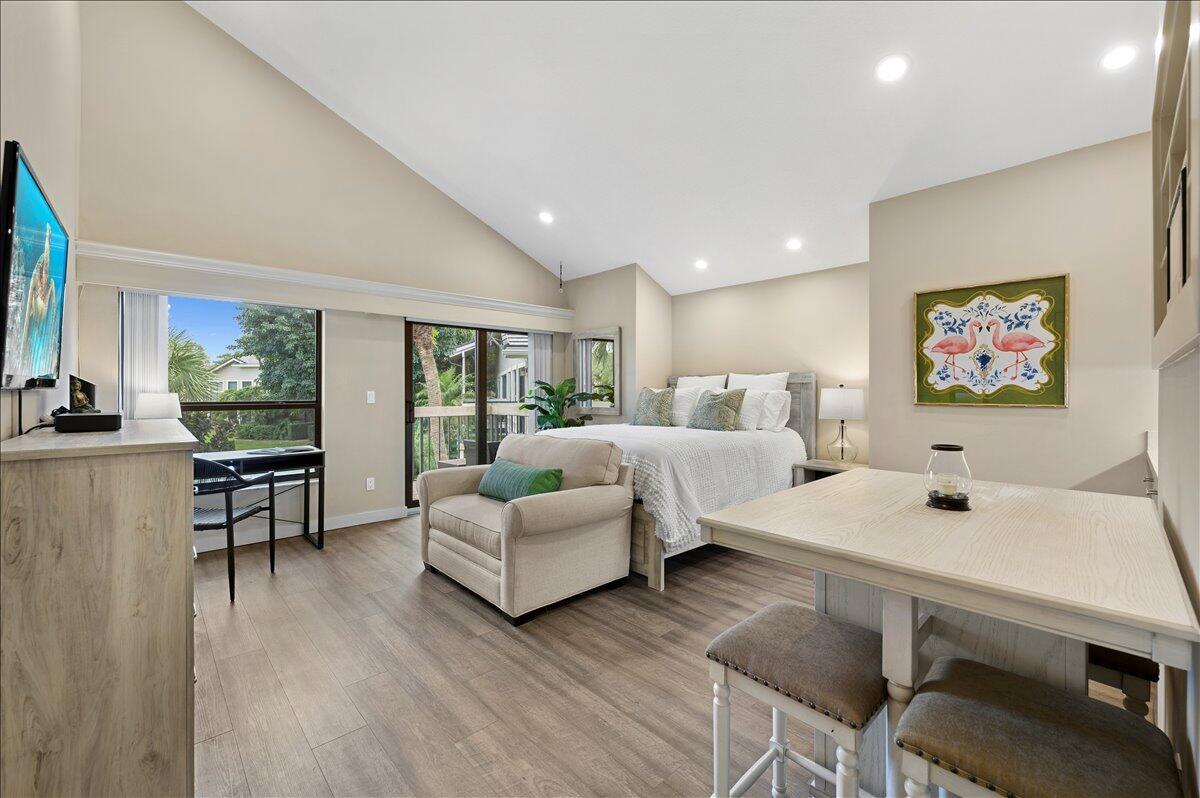 11863 Wimbledon Circle 543, Wellington, FL 33414, Wellington - Photo 2