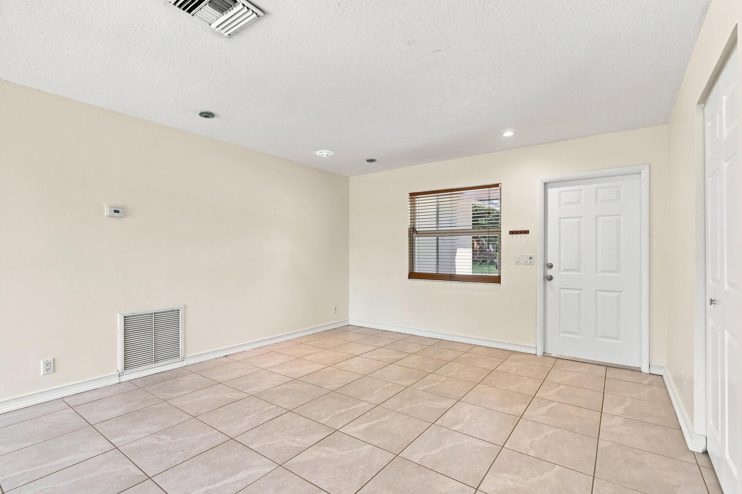 5114 Conklin Drive, Delray Beach, FL 33484, Delray Beach - Photo 5