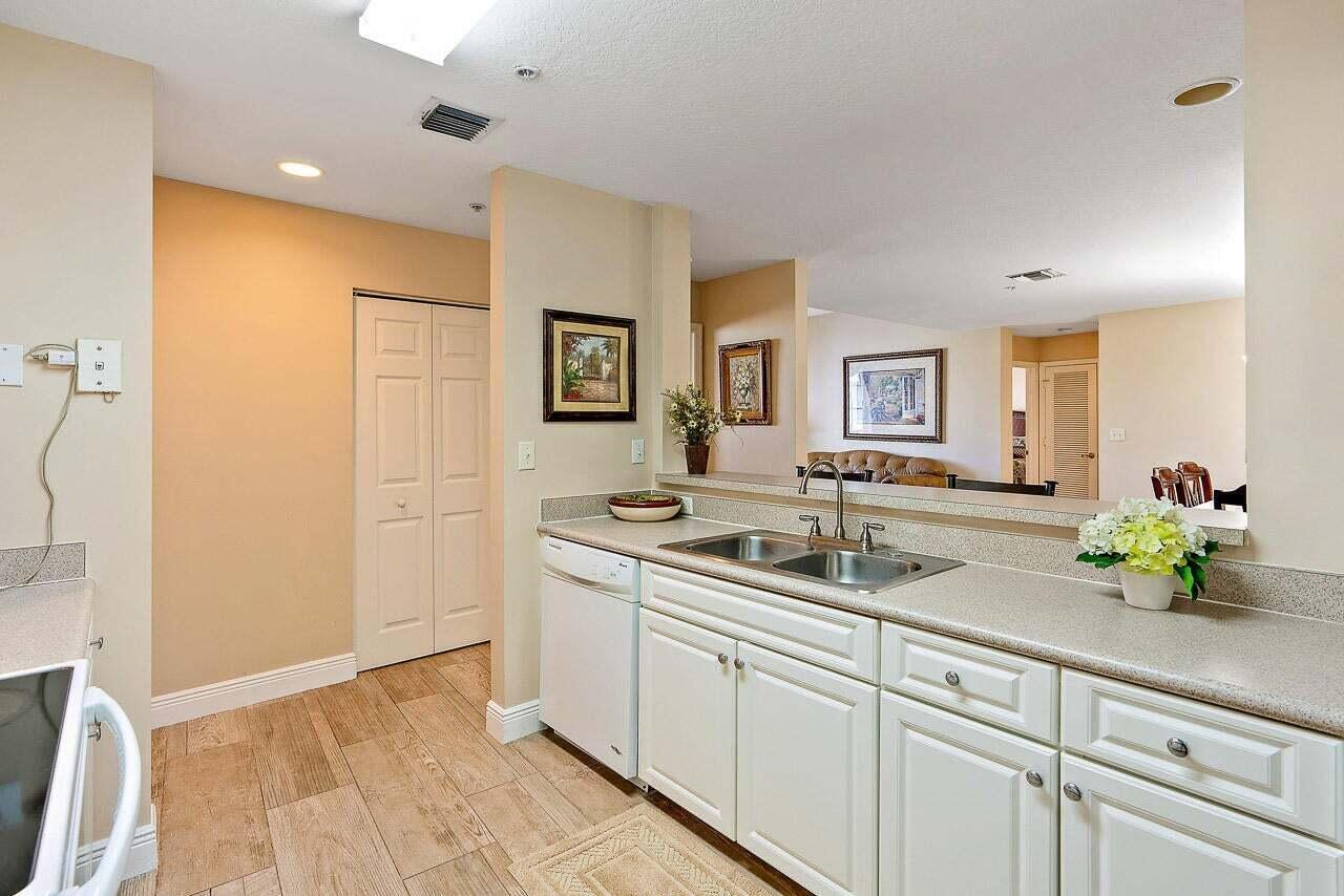 1200 Town Center Drive 425, Jupiter, FL 33458, Jupiter - Photo 2