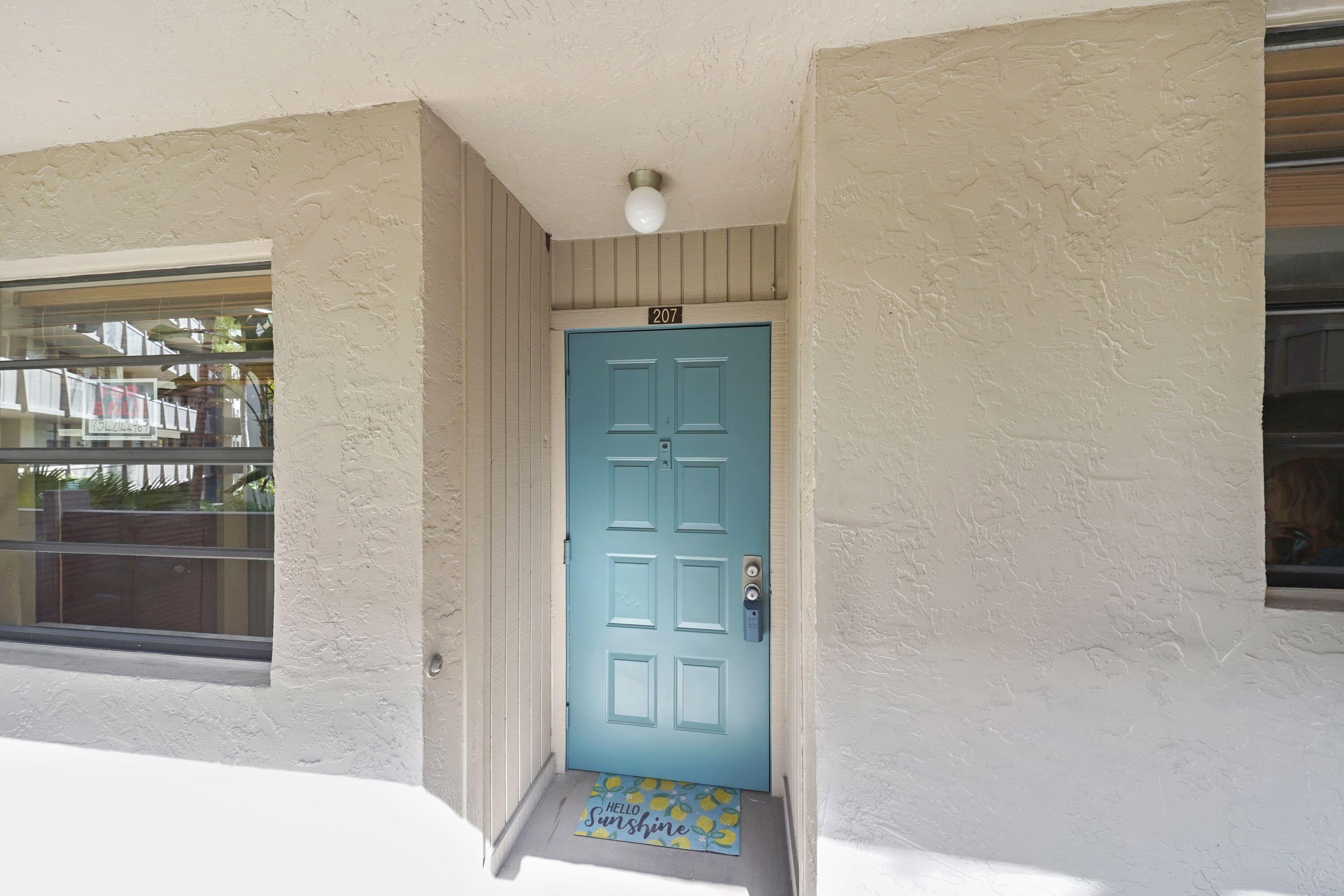 901 Colony Point Circle 207, Pembroke Pines, FL 33026, Pembroke Pines - Photo 3