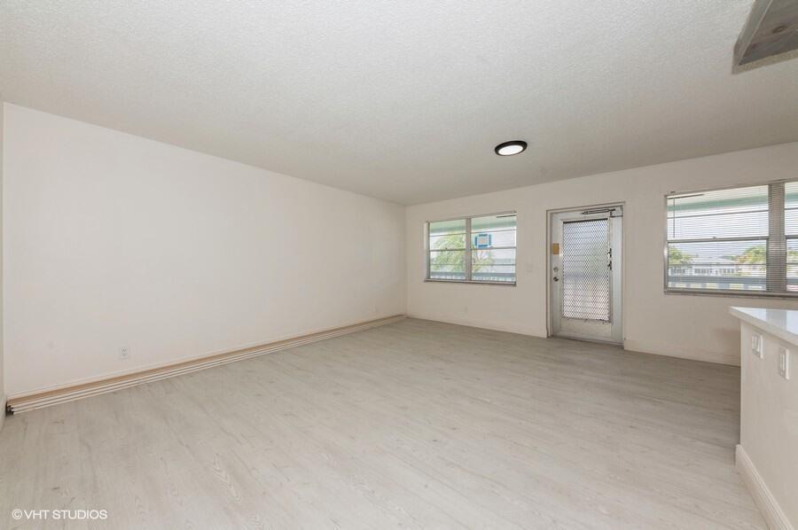 118 SOMERSET F, West Palm Beach, FL 33417, West Palm Beach - Photo 5