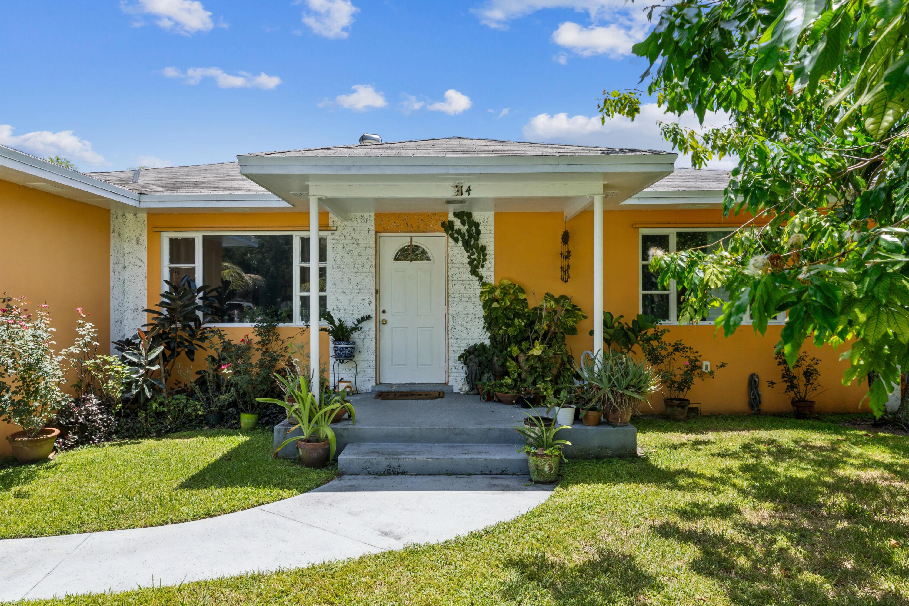414 W Branch Street, Lantana, FL 33462, Lantana