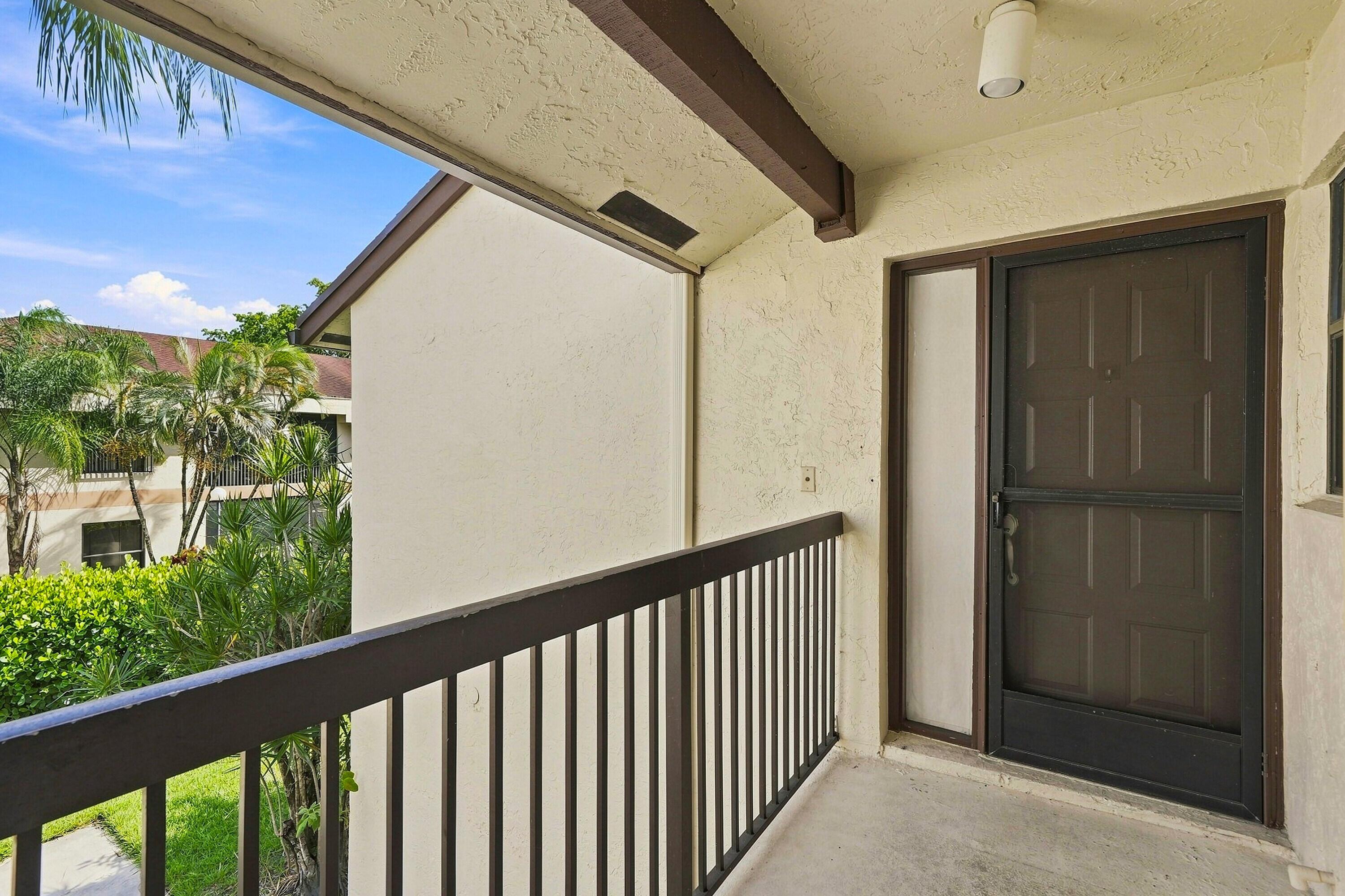 2581 CARAMBOLA Circle N 1868, Coconut Creek, FL 33066, Coconut Creek - Photo 3