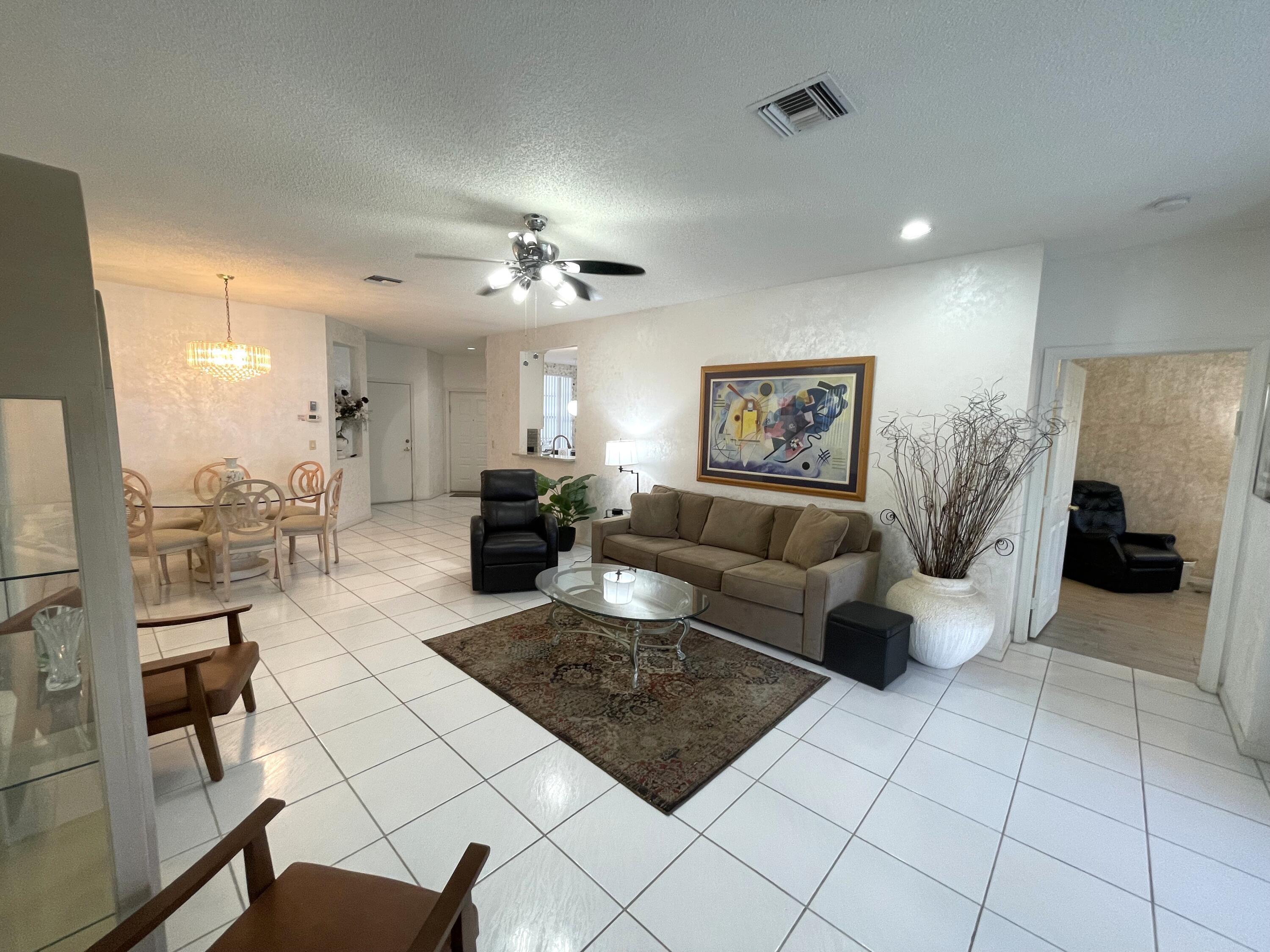 7941 LAINA Lane 2, Boynton Beach, FL 33437, Boynton Beach - Photo 3