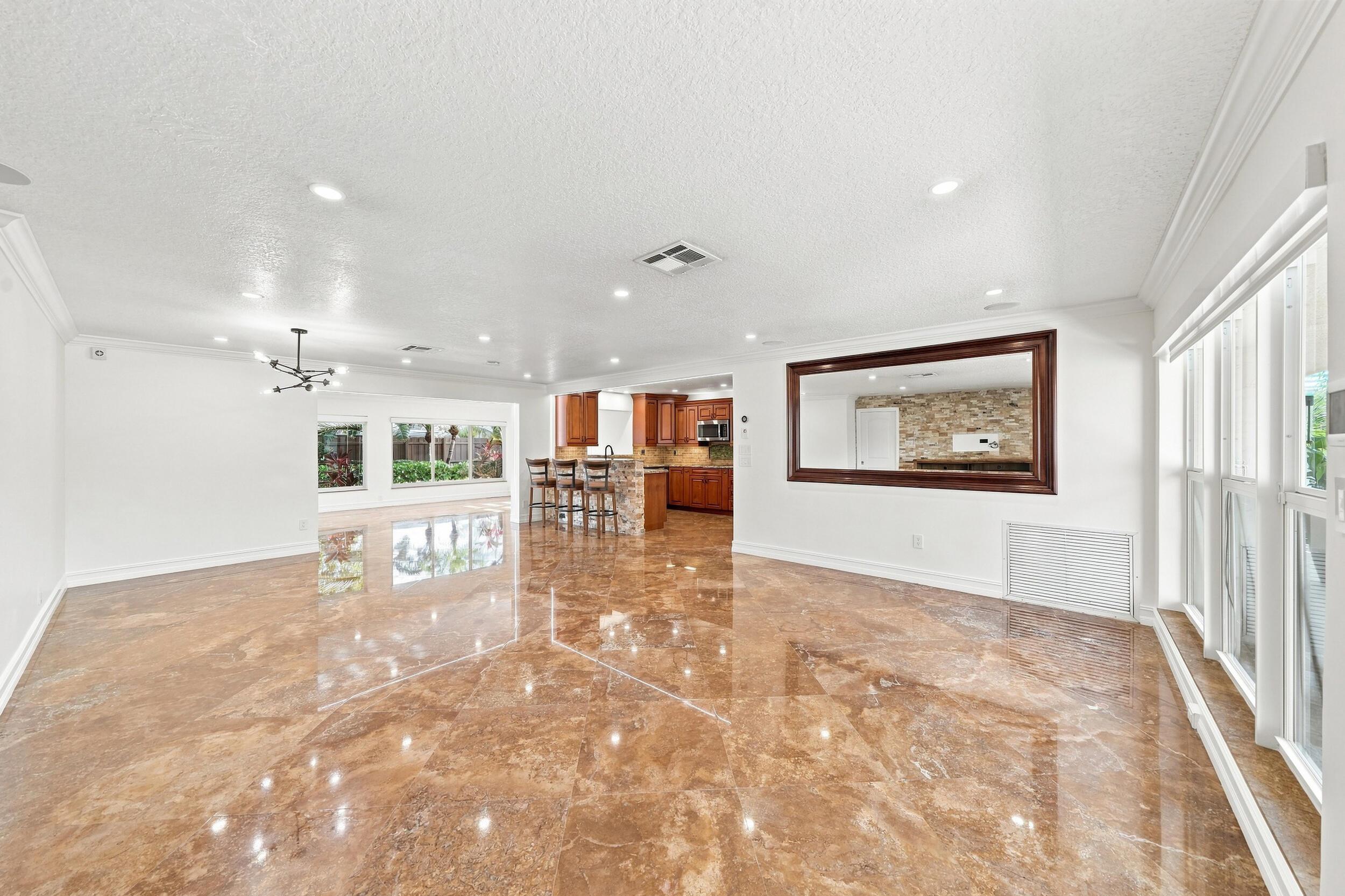 2010 NE 31ST Street, Lighthouse Point, FL 33064, Lighthouse Point - Photo 5