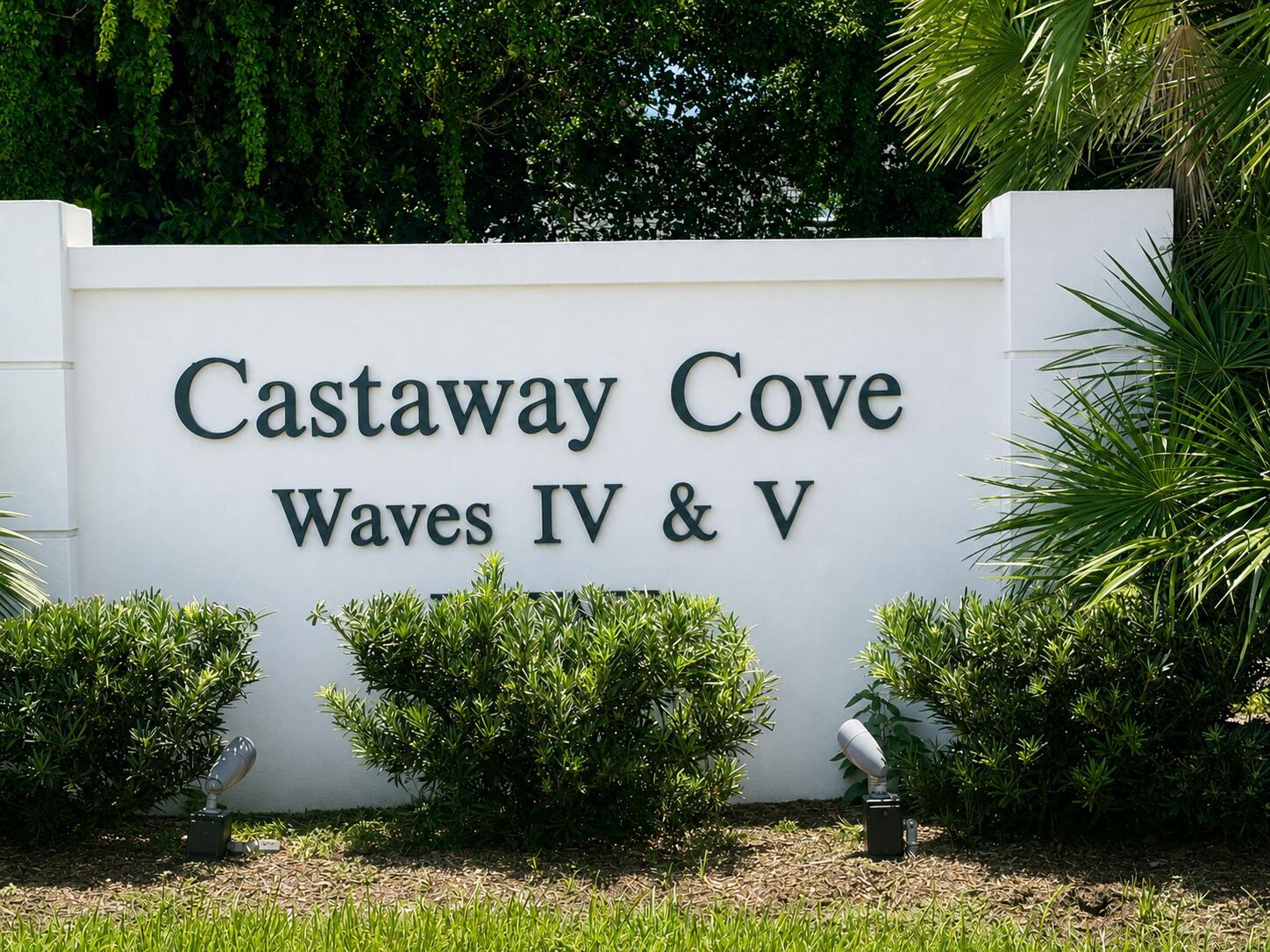 1027 Mangrove Lane, Vero Beach, FL 32963, Vero Beach - Photo 3