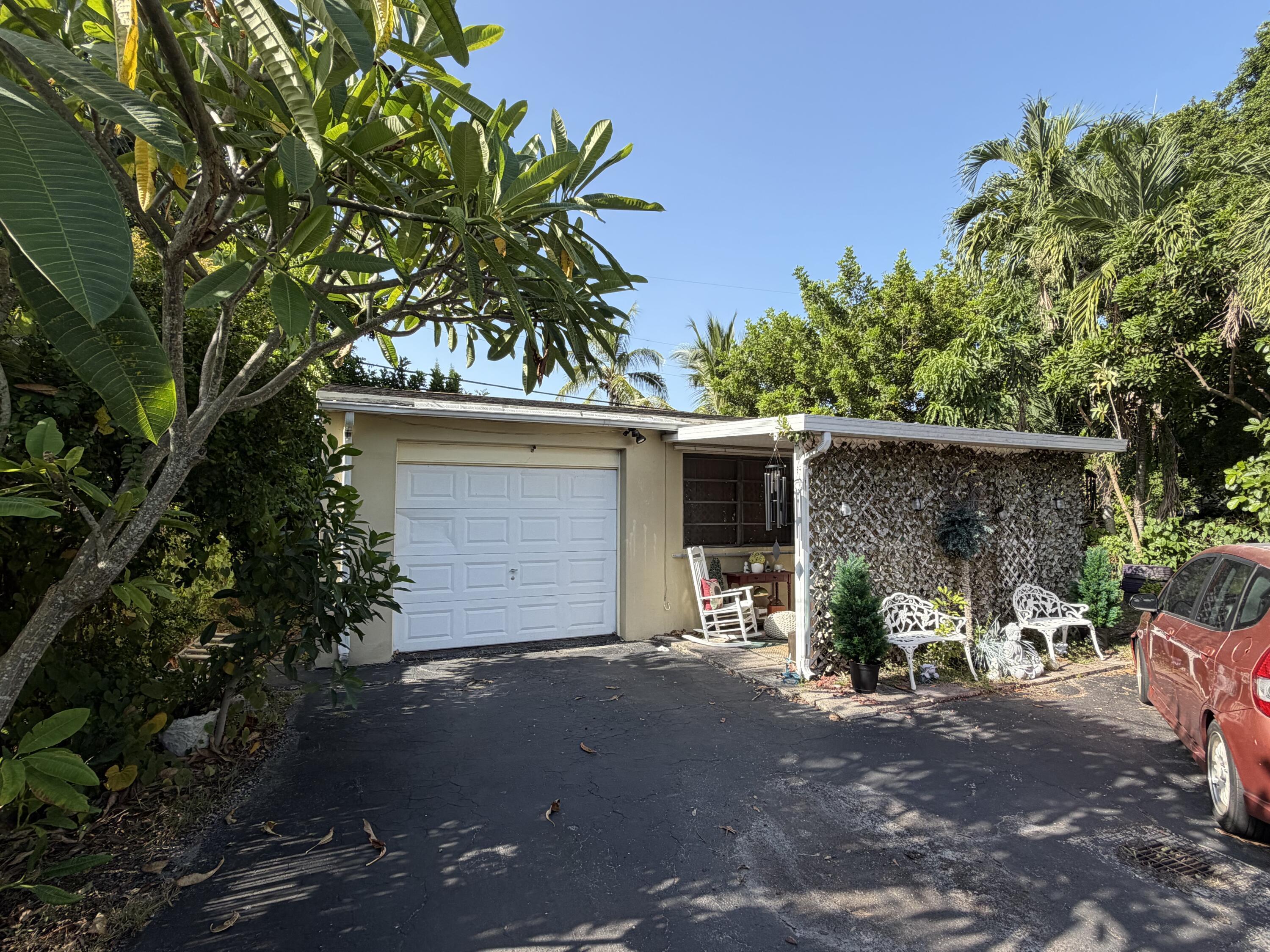 2647 PIERCE Street, Hollywood, FL 33020, Hollywood - Photo 4