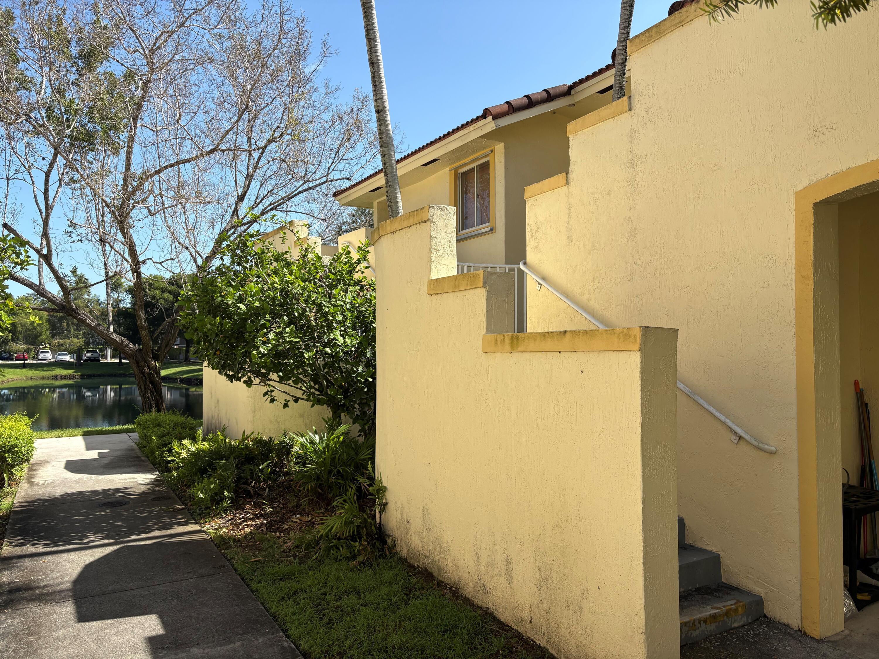 6235 SW 47TH Manor 202, Davie, FL 33314, Davie