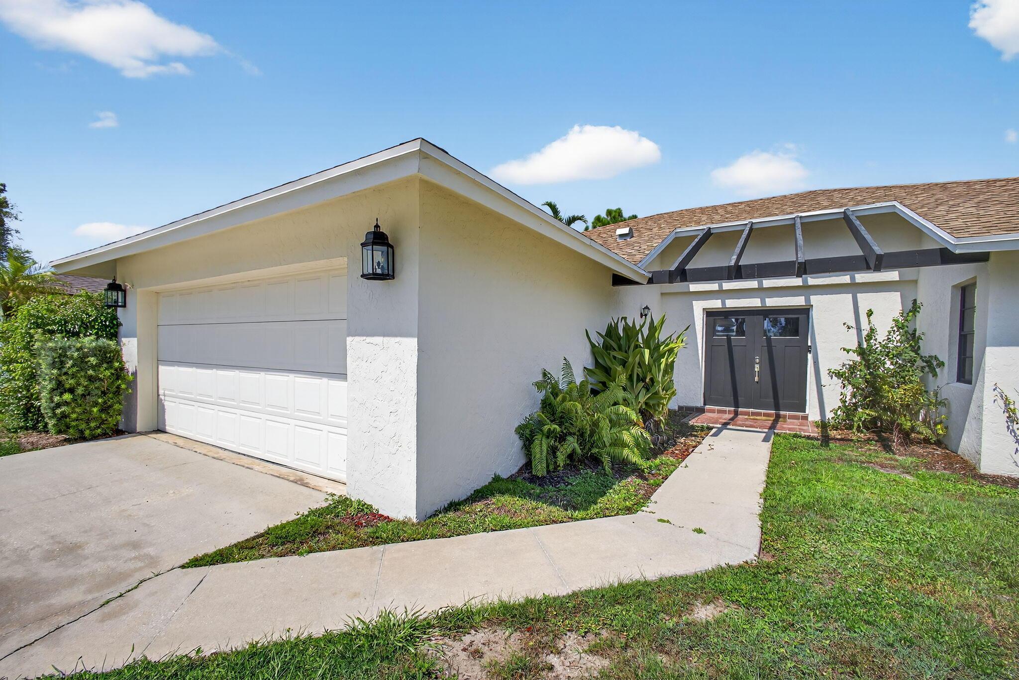 1202 Essex Drive, Wellington, FL 33414, Wellington - Photo 3