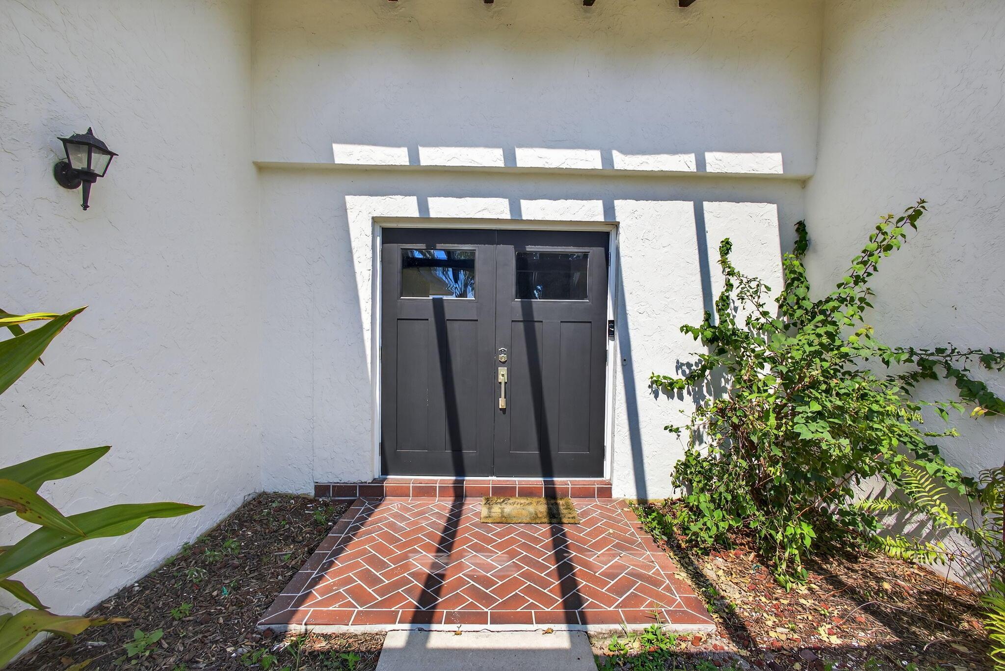 1202 Essex Drive, Wellington, FL 33414, Wellington - Photo 4