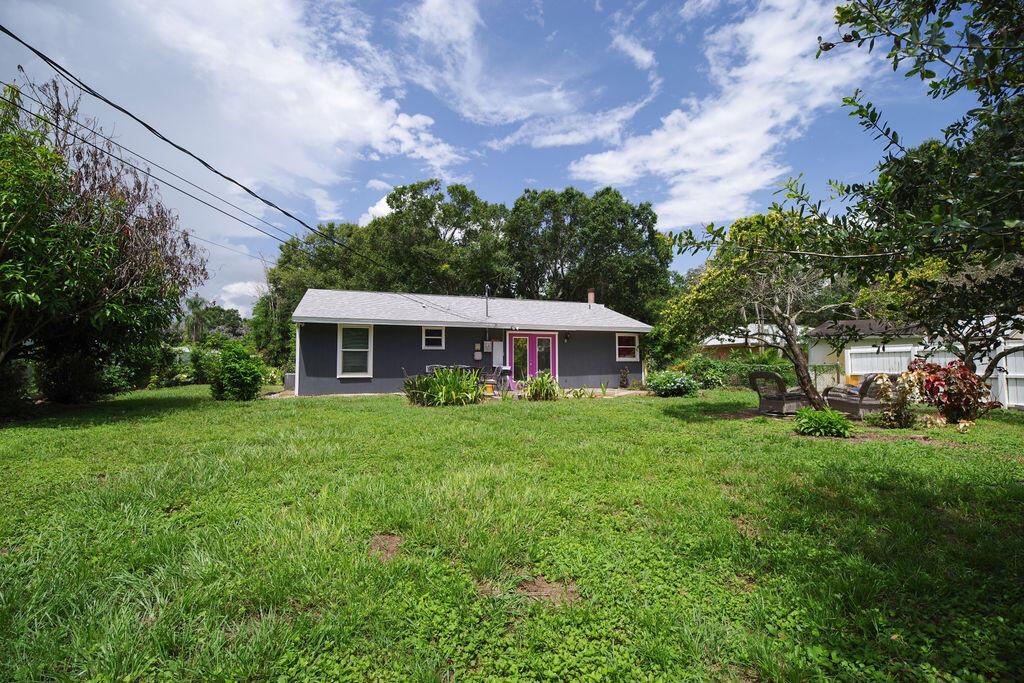 2046 54TH Avenue, Vero Beach, FL 32966, Vero Beach - Photo 4