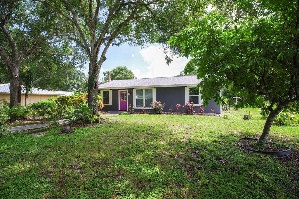 2046 54TH Avenue, Vero Beach, FL 32966, Vero Beach - Photo 2
