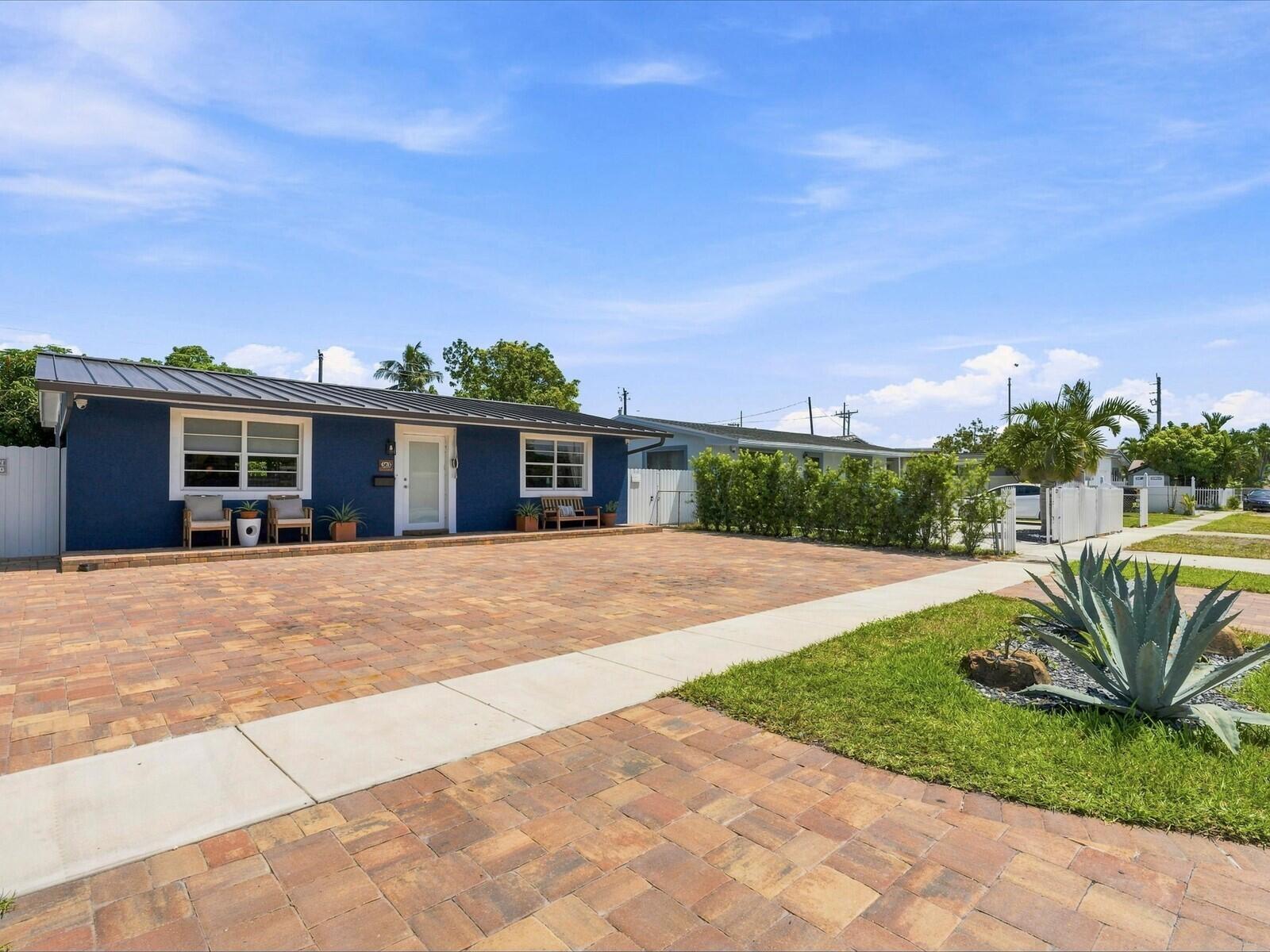 363 E 62ND Street, Hialeah, FL 33013, Hialeah - Photo 3