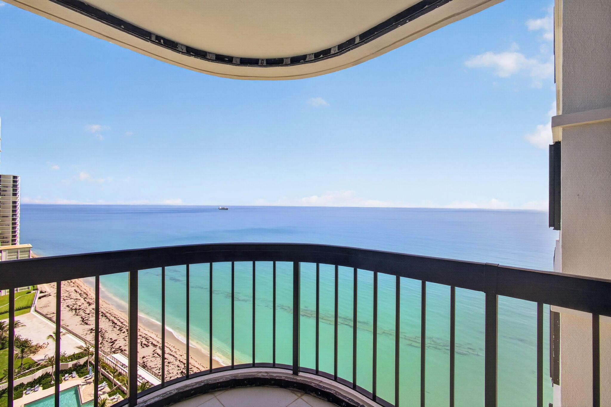 5380 N OCEAN Drive 19F, Singer Island, FL 33404, Singer Island
