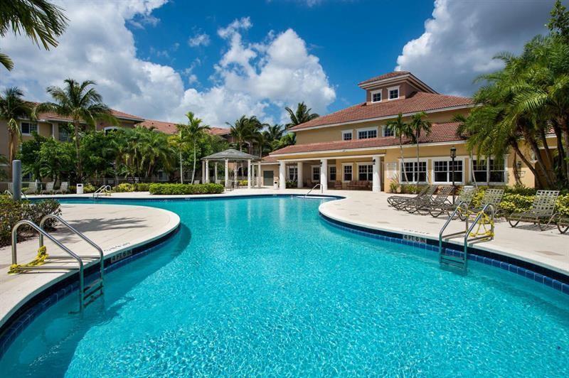 6533 EMERALD DUNES Drive 203, West Palm Beach, FL 33411, West Palm Beach - Photo 4