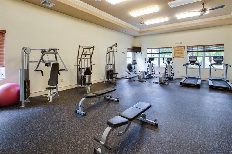 6533 EMERALD DUNES Drive 203, West Palm Beach, FL 33411, West Palm Beach - Photo 5