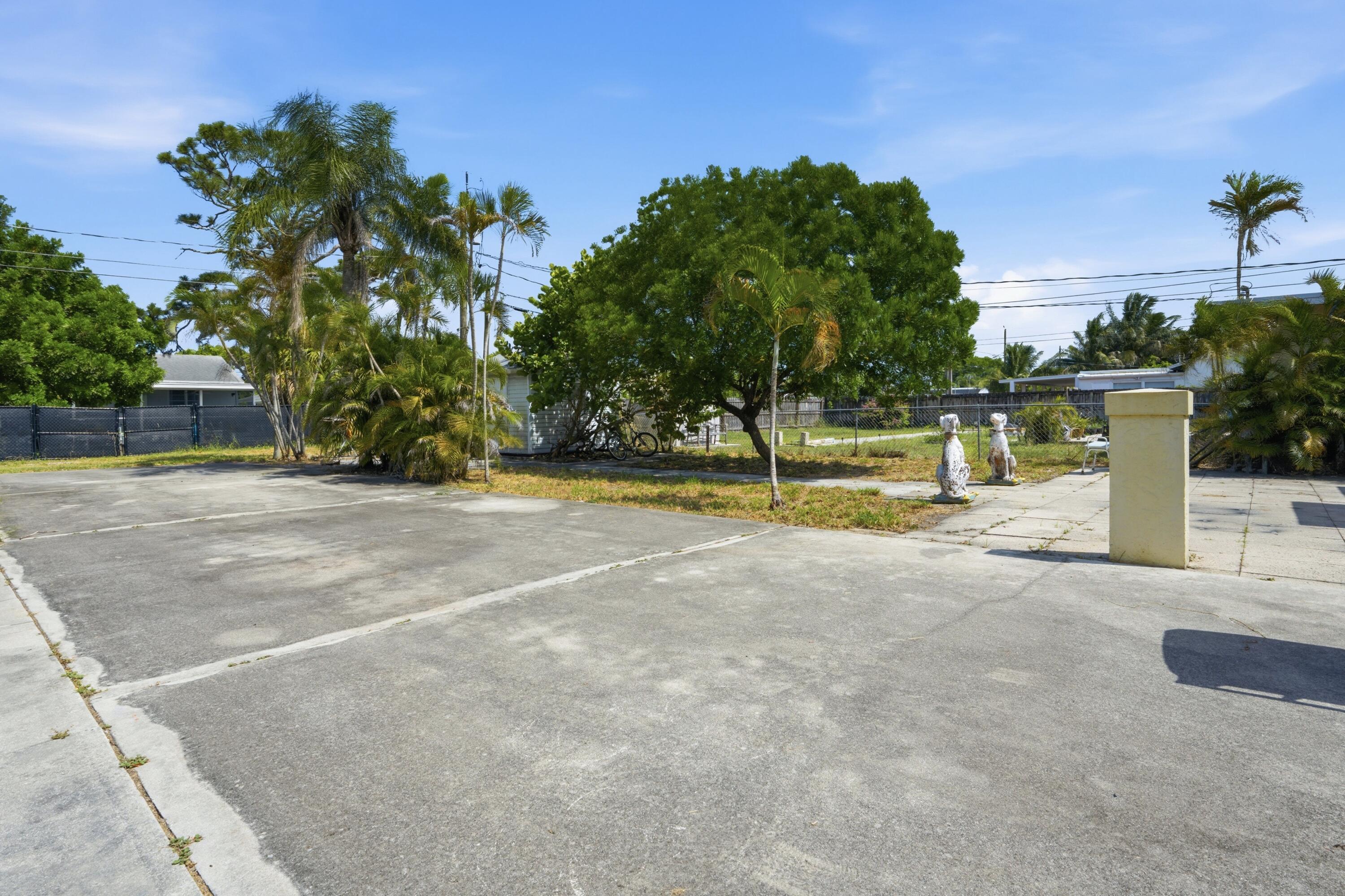 1214 N C Street, Lake Worth Beach, FL 33460, Lake Worth Beach - Photo 5