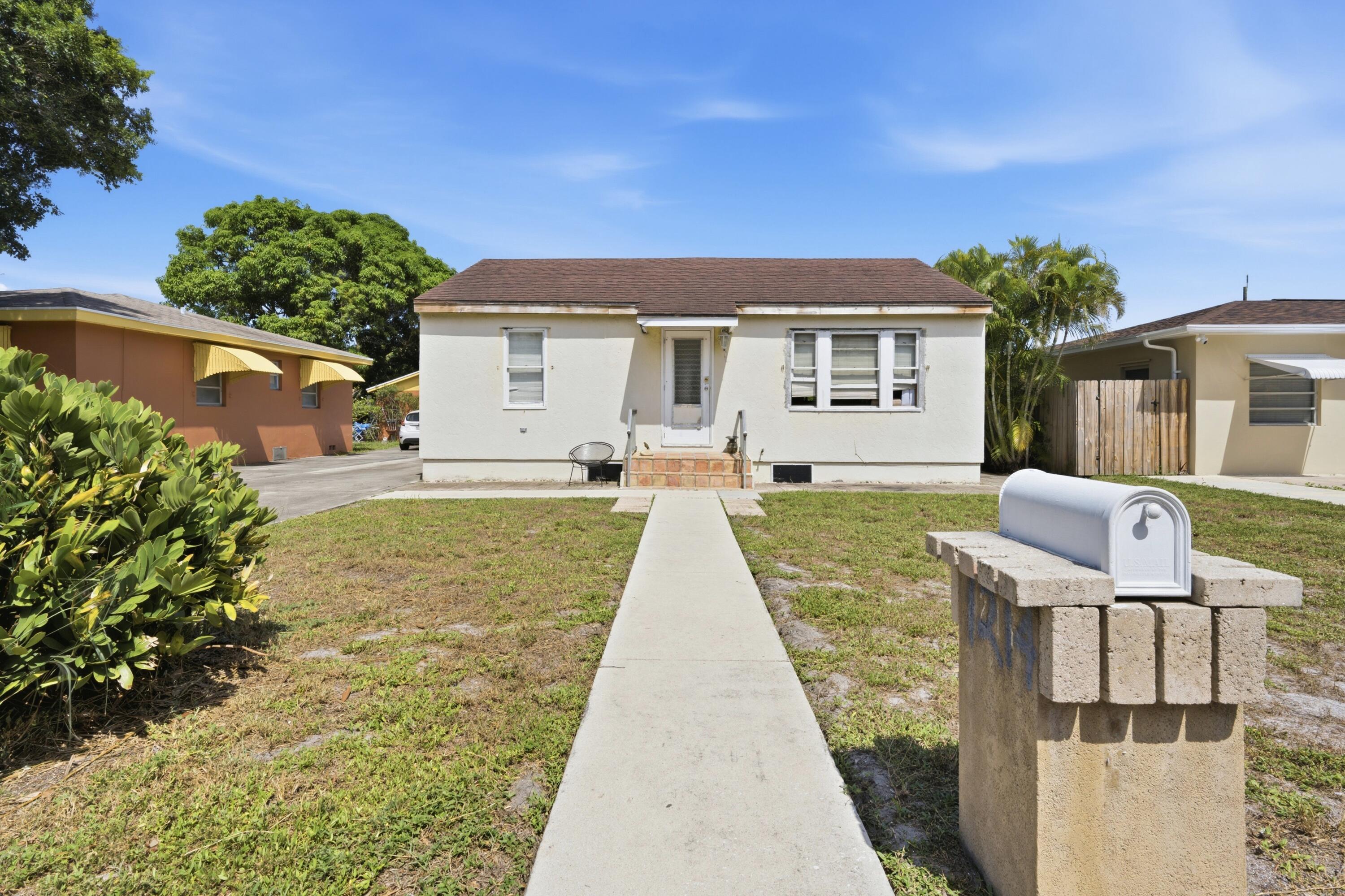 1214 N C Street, Lake Worth Beach, FL 33460, Lake Worth Beach