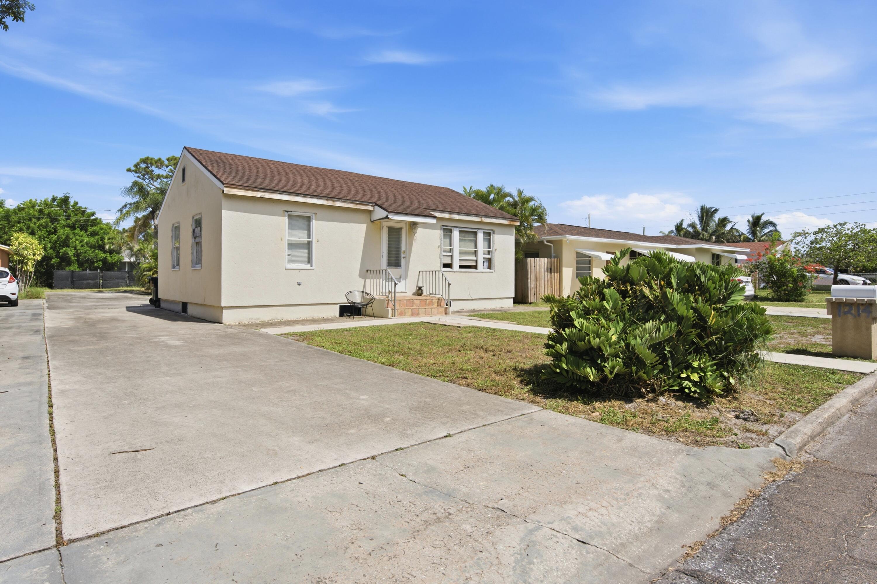 1214 N C Street, Lake Worth Beach, FL 33460, Lake Worth Beach - Photo 2