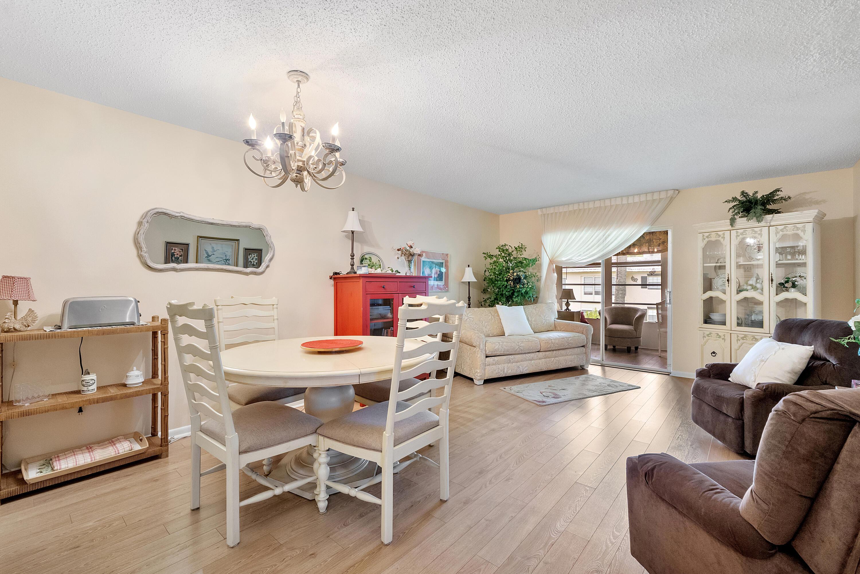 5661 SW 2nd Court 201, Margate, FL 33068, Margate - Photo 3