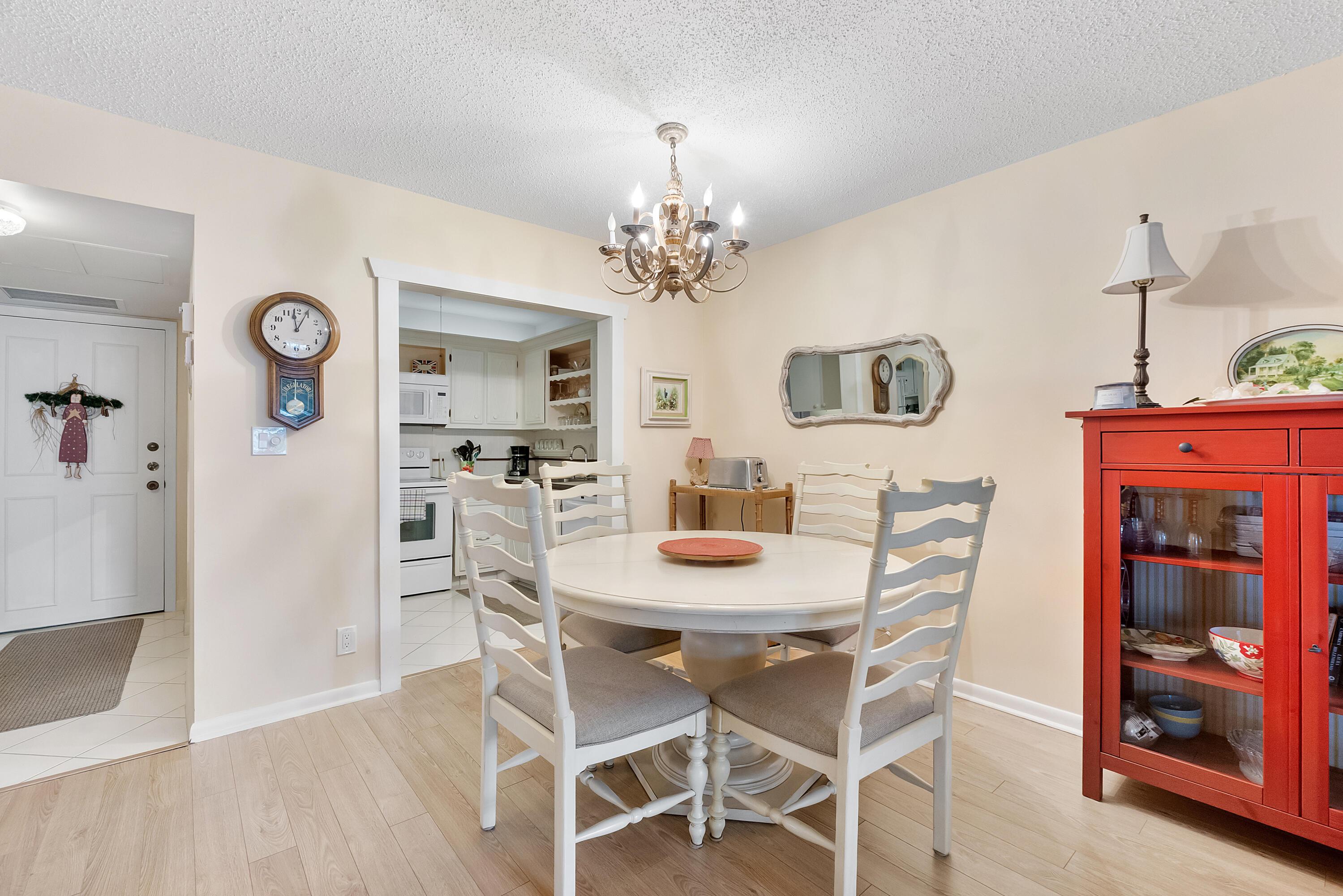 5661 SW 2nd Court 201, Margate, FL 33068, Margate - Photo 4
