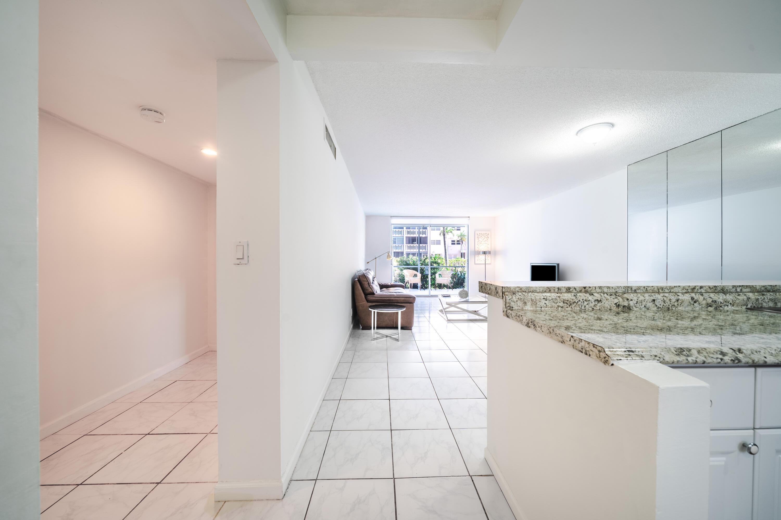 501 NE 14TH Avenue 103, Hallandale Beach, FL 33009, Hallandale Beach - Photo 3