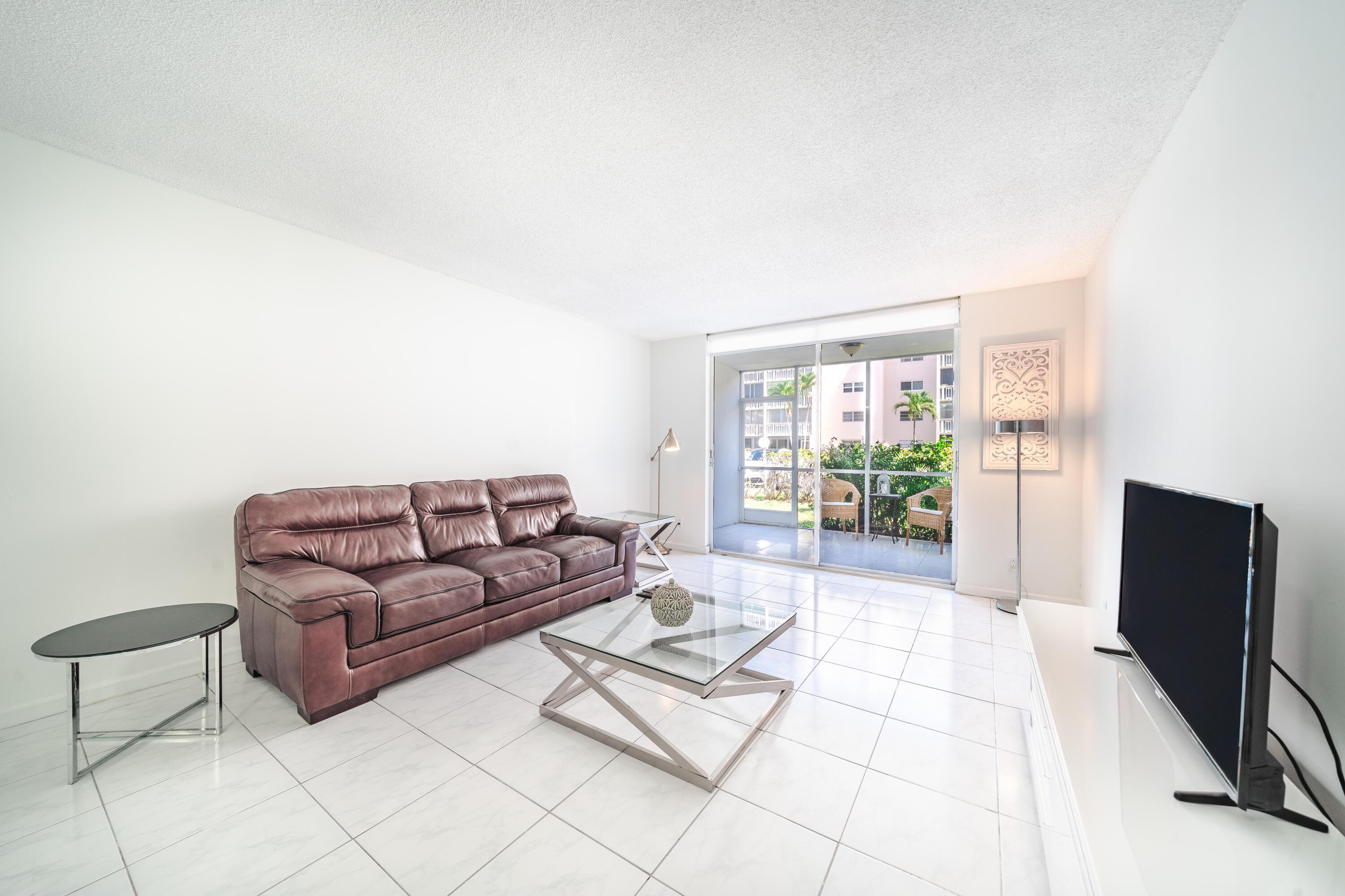 501 NE 14TH Avenue 103, Hallandale Beach, FL 33009, Hallandale Beach - Photo 5