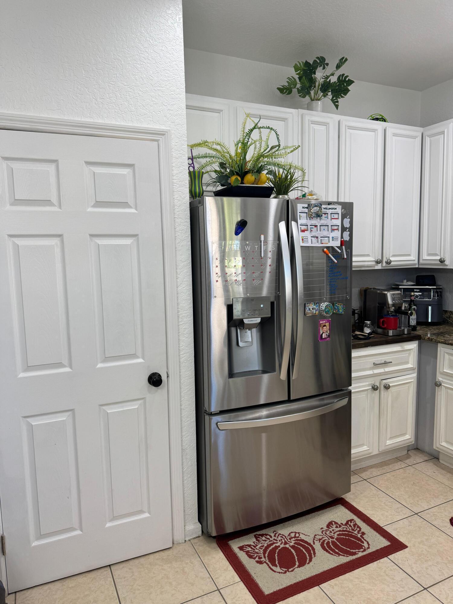 11487 Blue Violet Lane, Royal Palm Beach, FL 33411, Royal Palm Beach - Photo 4