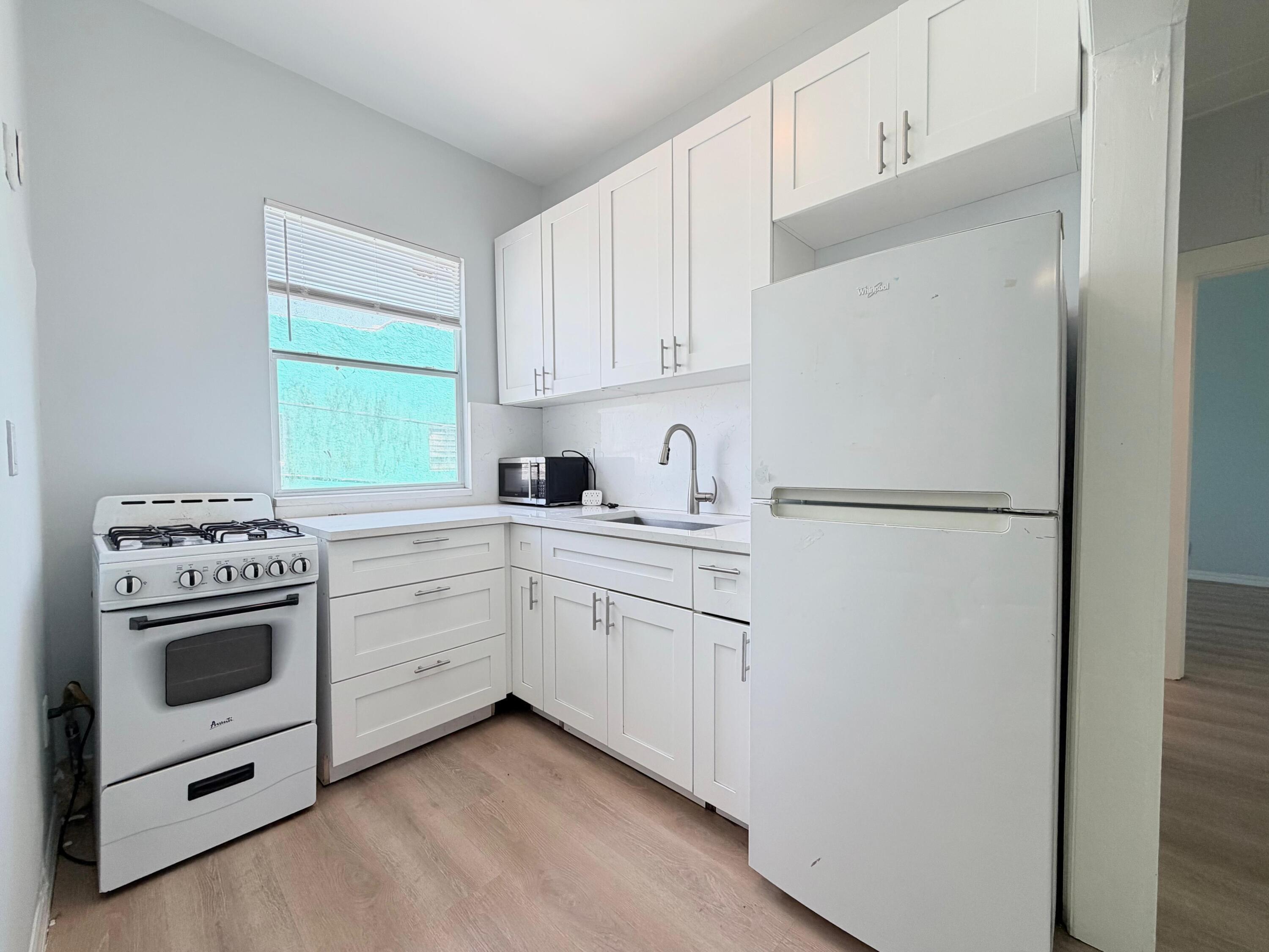 731 TUSCALOOSA Street 2, West Palm Beach, FL 33405, West Palm Beach