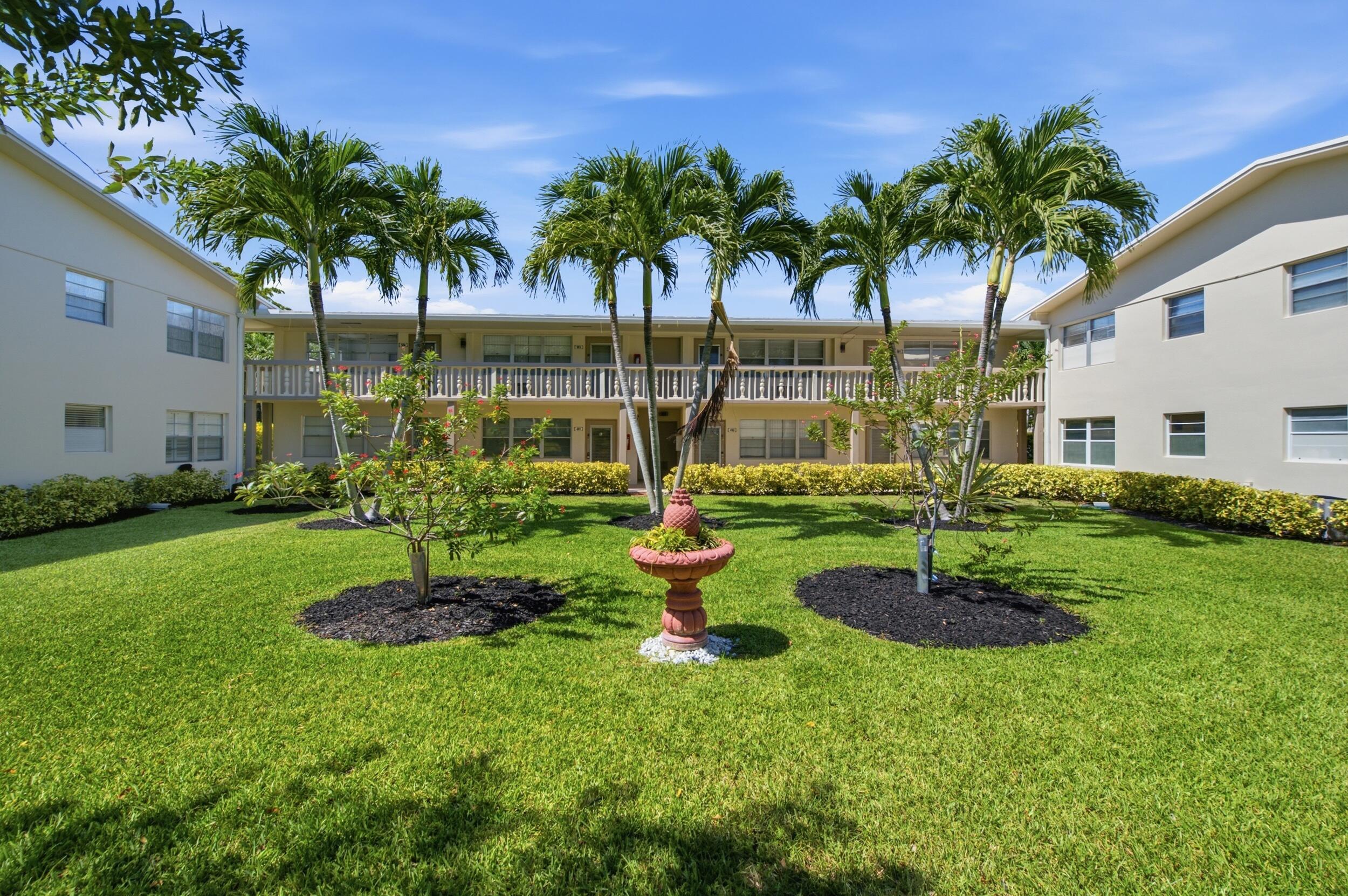 489 Tilford W, Deerfield Beach, FL 33442, Deerfield Beach - Photo 3