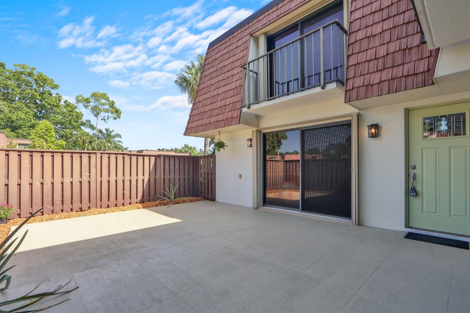 2940 SW Sunset Trace Circle, Palm City, FL 34990, Palm City - Photo 3