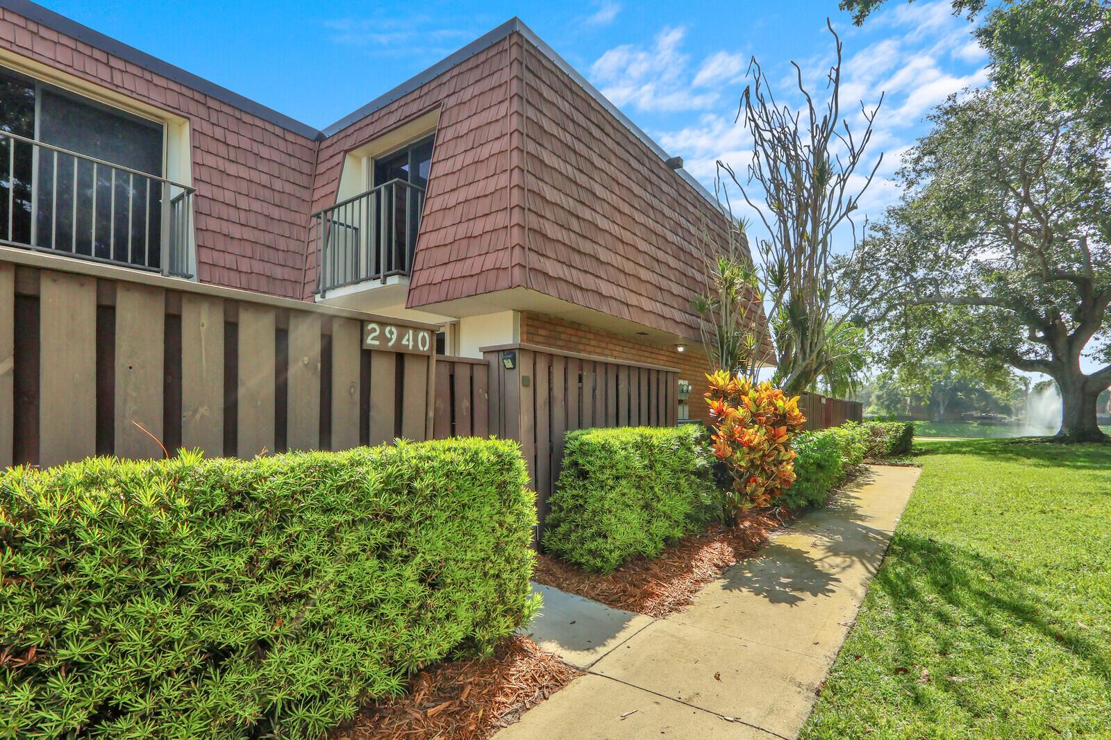 2940 SW Sunset Trace Circle, Palm City, FL 34990, Palm City - Photo 2