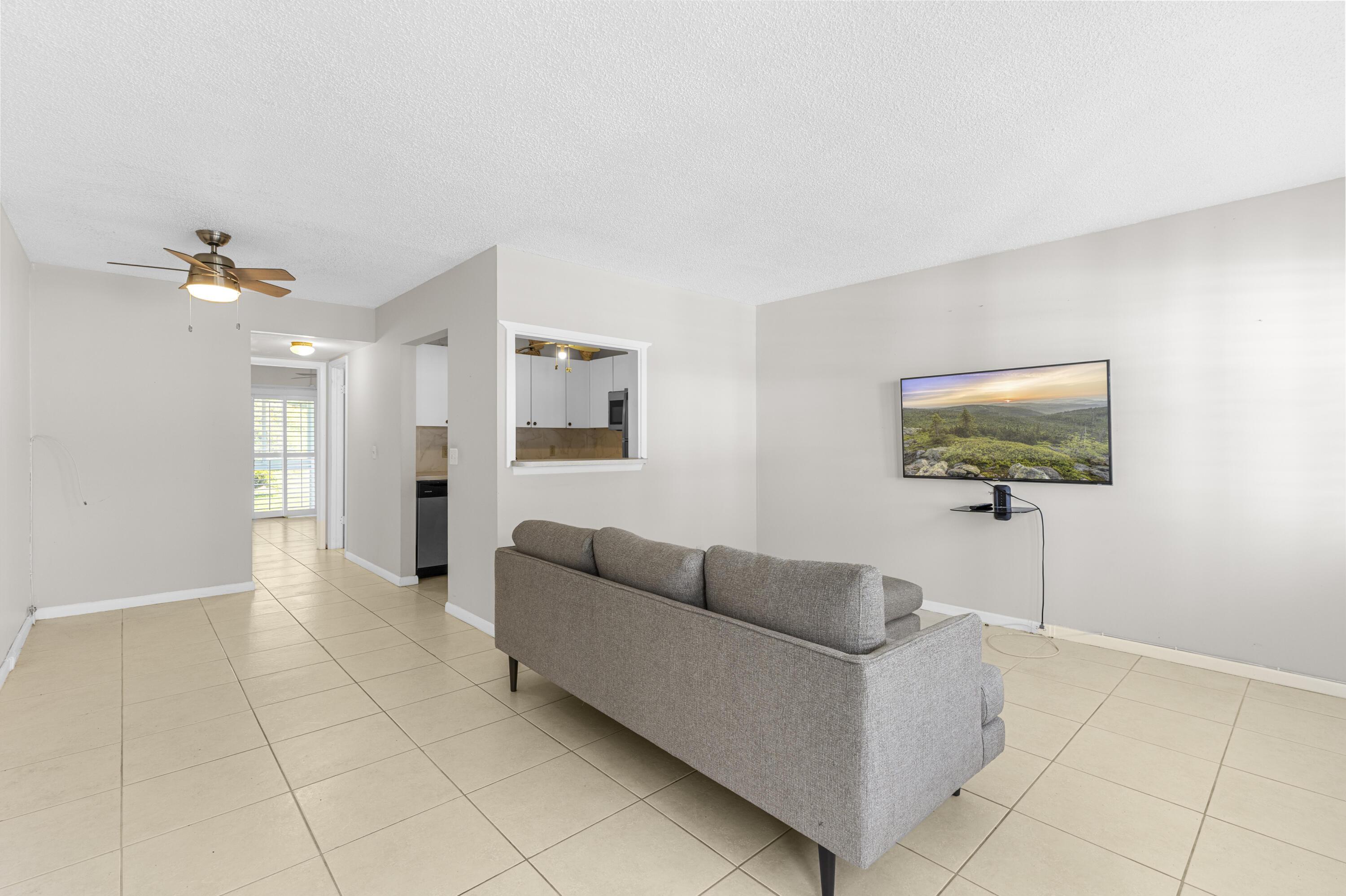 418 Tilford T 418, Deerfield Beach, FL 33442, Deerfield Beach - Photo 3