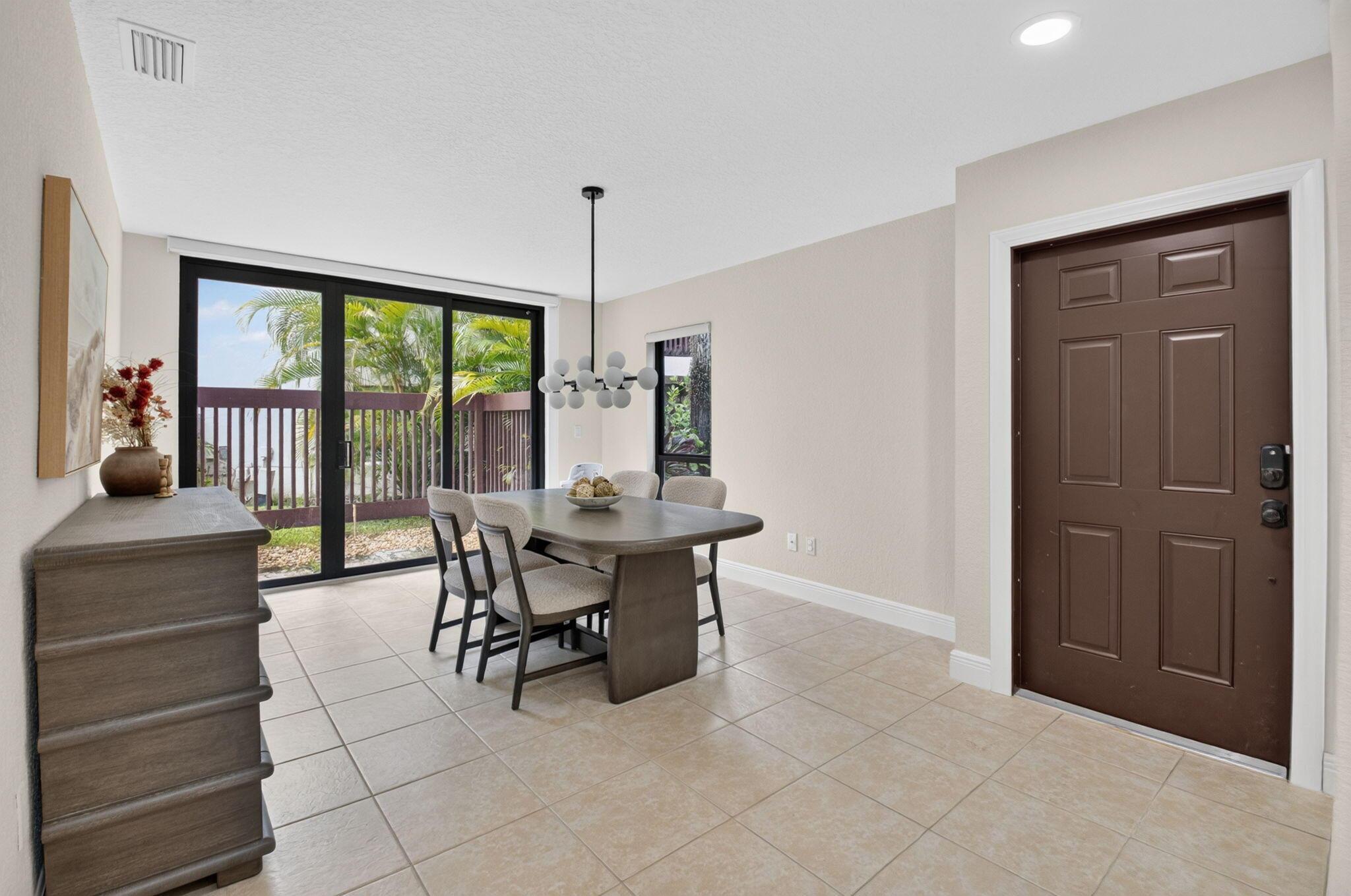 9292 Sabal Ridge Circle C, Boca Raton, FL 33434, Boca Raton - Photo 3