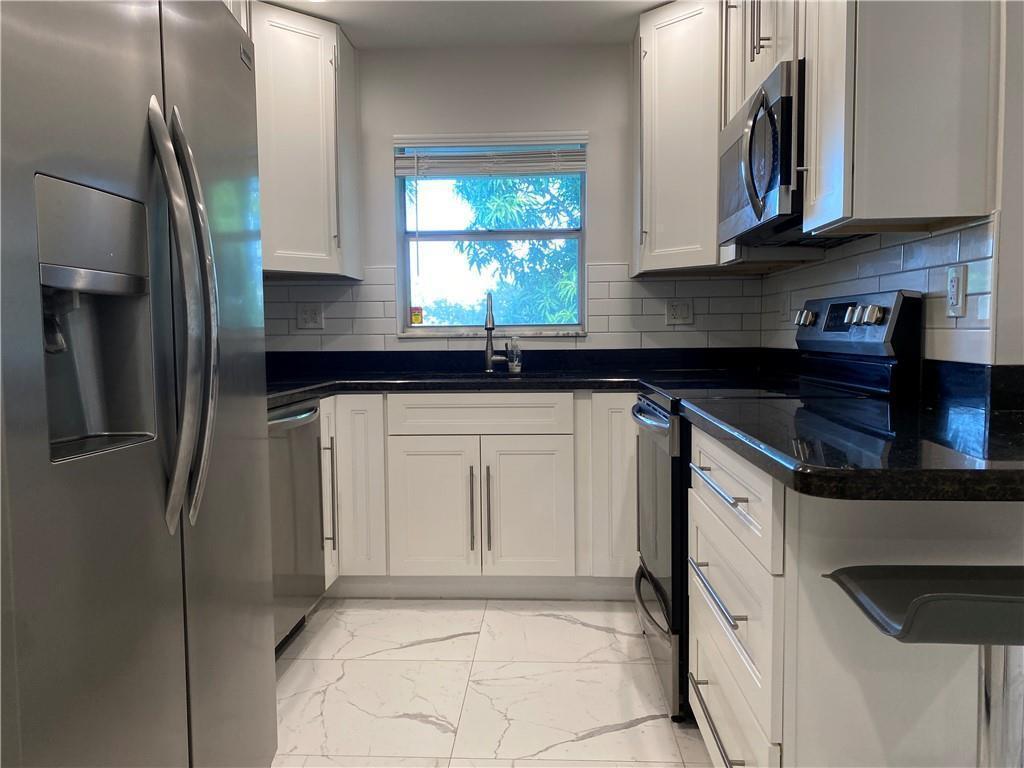 624 NE 10th Avenue 5, Fort Lauderdale, FL 33304, Fort Lauderdale - Photo 5