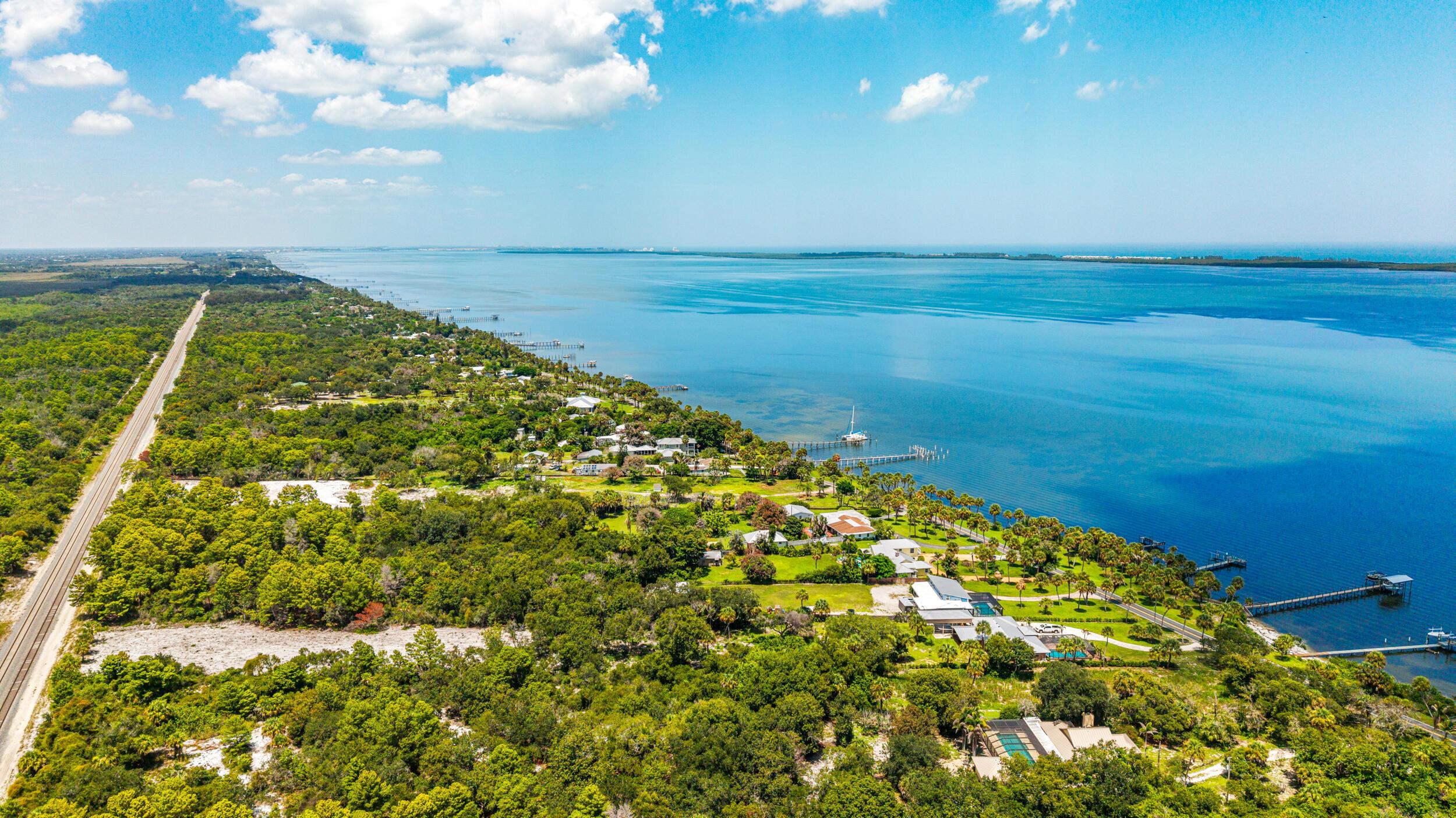 7507 S Indian River Drive, Fort Pierce, FL 34982, Fort Pierce - Photo 5