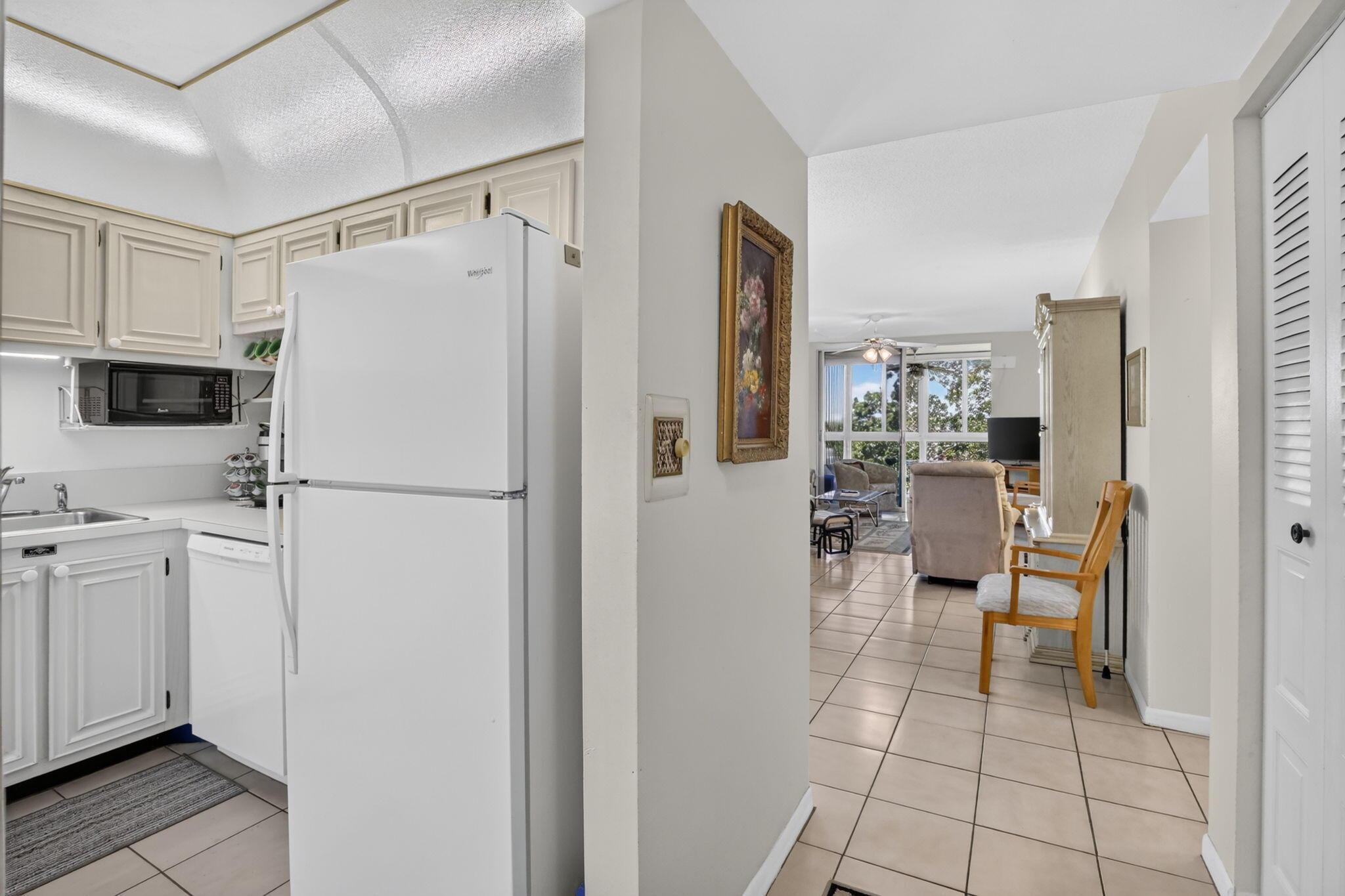 1103 NW 58th Terrace 420, Sunrise, FL 33313, Sunrise - Photo 4